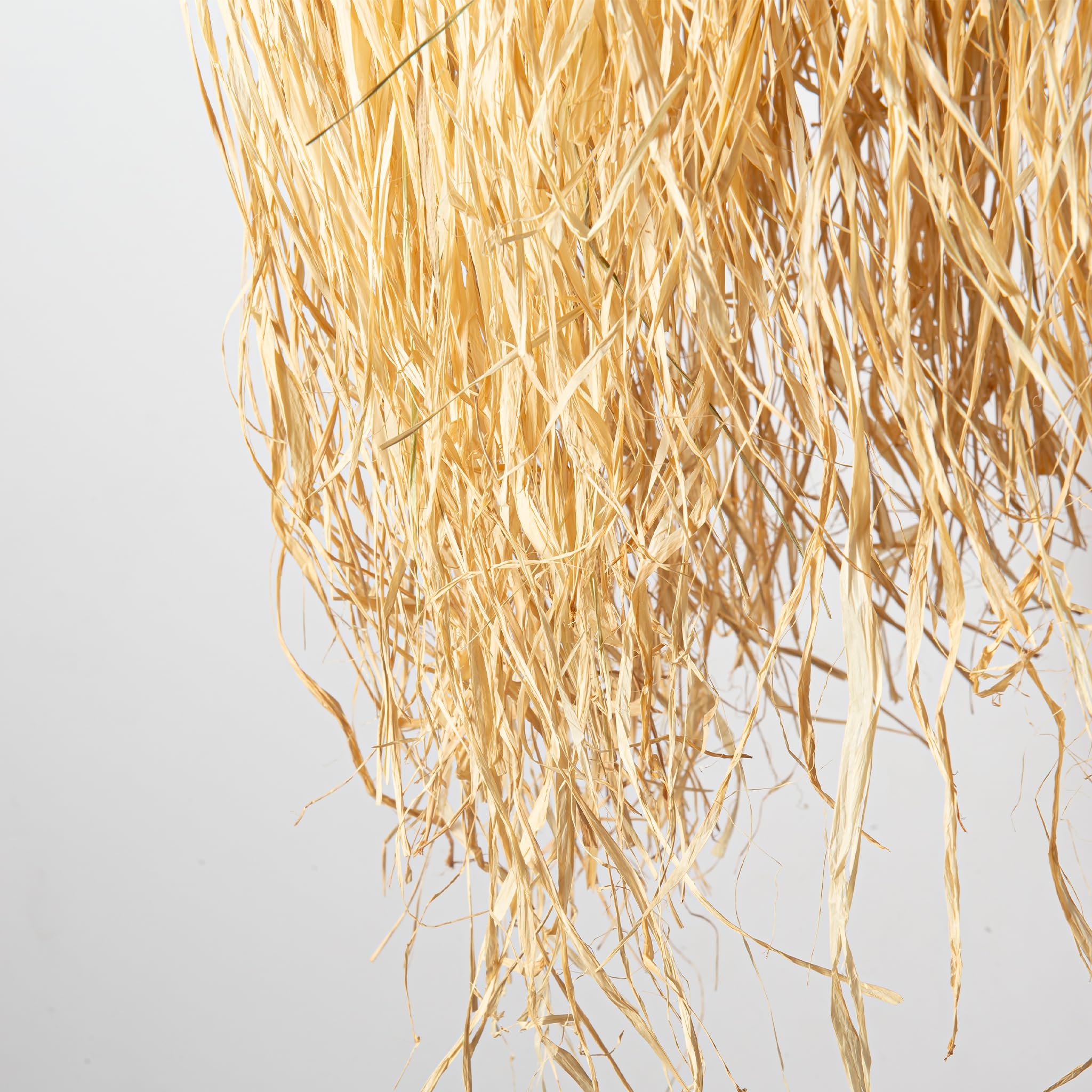 Alpinaluz Lámpara Colgante Rafia Natural D60 cm E27 con Flecos | Cable ajustable 130 cm, estilo boho mediterráneo y pantalla artesanal para salón, comedor o dormitorio