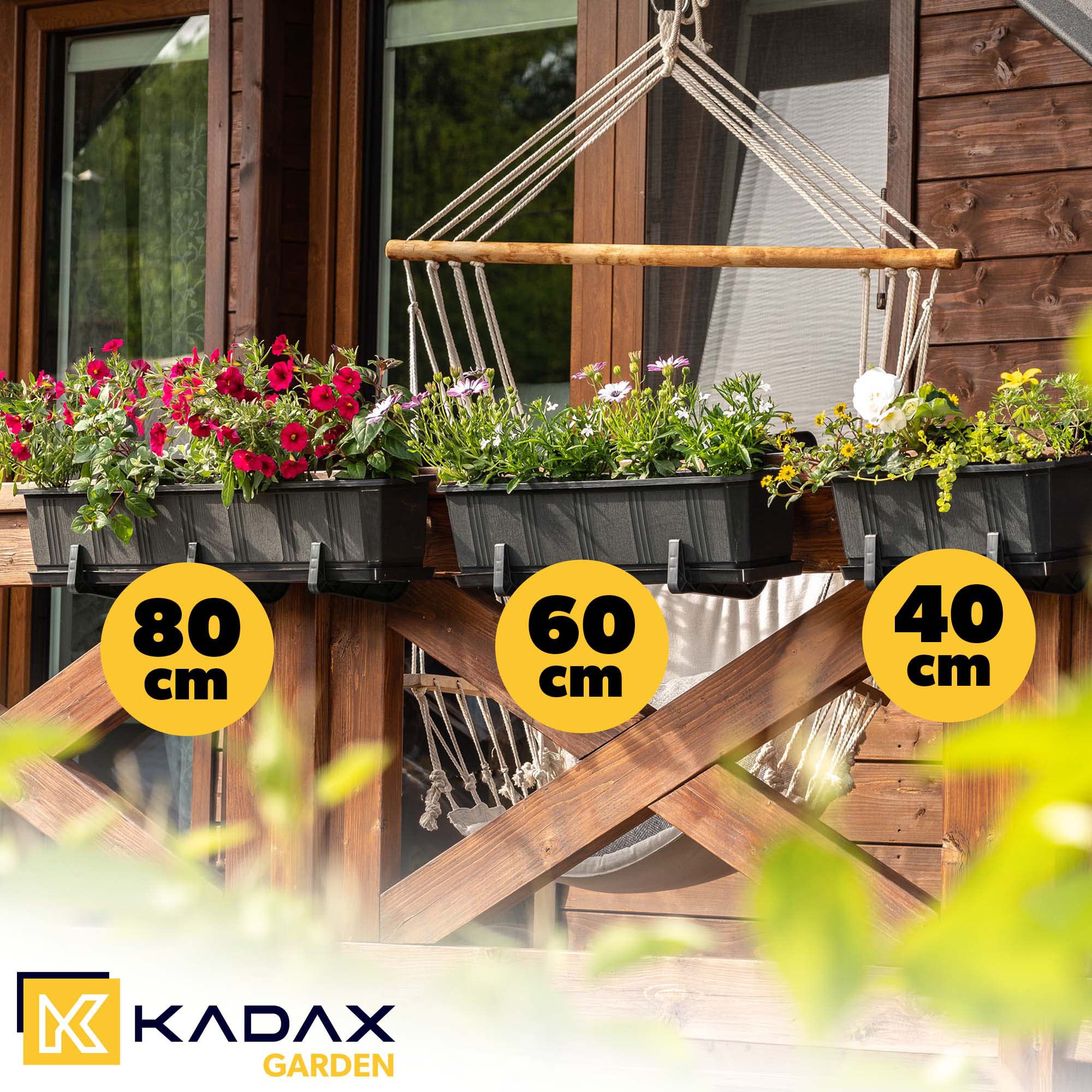 KADAX Jardineras Elegantes con Platos y Soportes para Barandillas de Balcón, Macetas Rectangulares de Plástico, Maceteros Colgantes (4: Grafito, 40 cm)