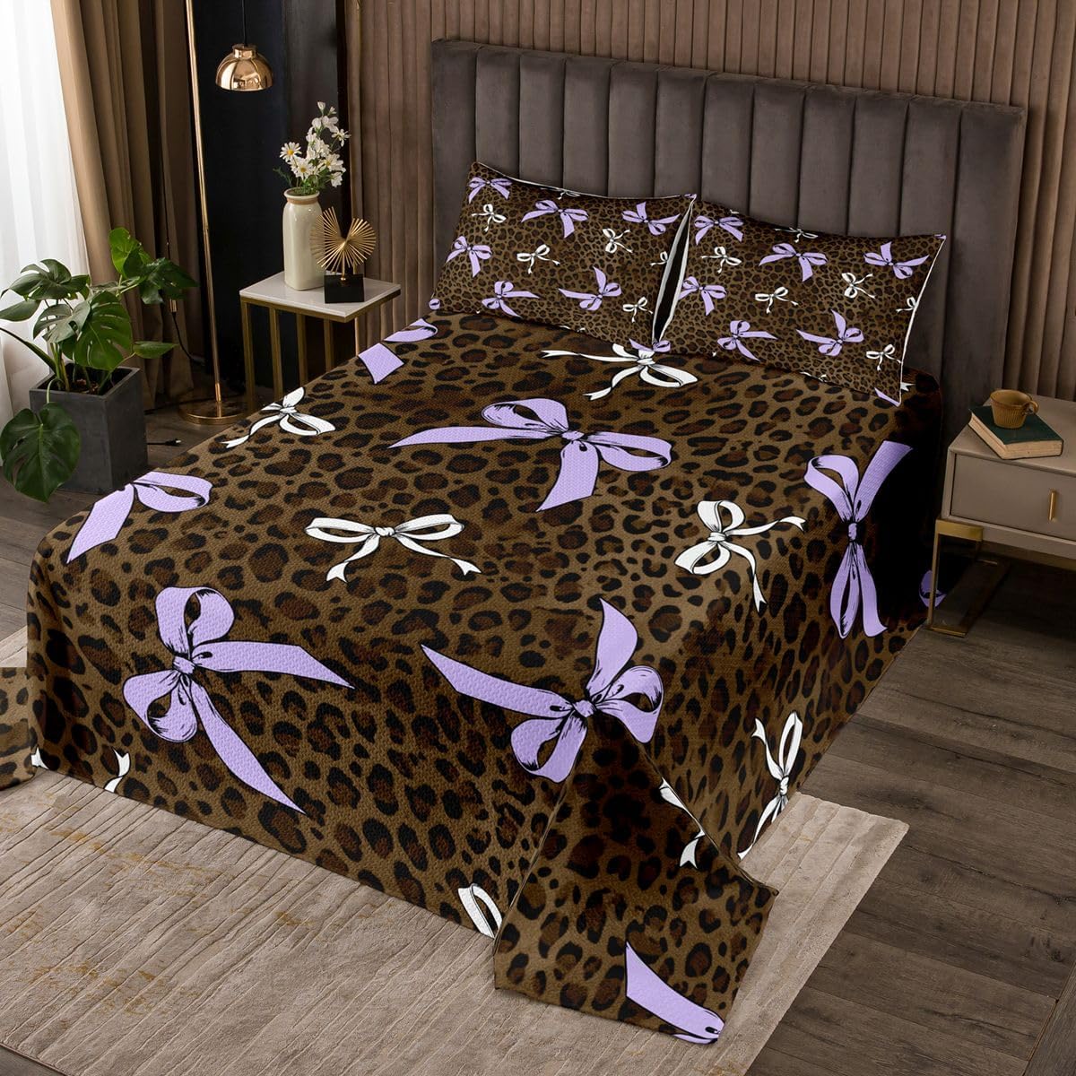 Coquette Bow Quilt Sets Twin Size,Brown Black Leopard Print Bedspread Coverlet 2Pcs for Kids Girls Boys Room Decor,Blue White Bowknot Quilts Set Modern Fashion Bedding Comforter,1 Pillowcase