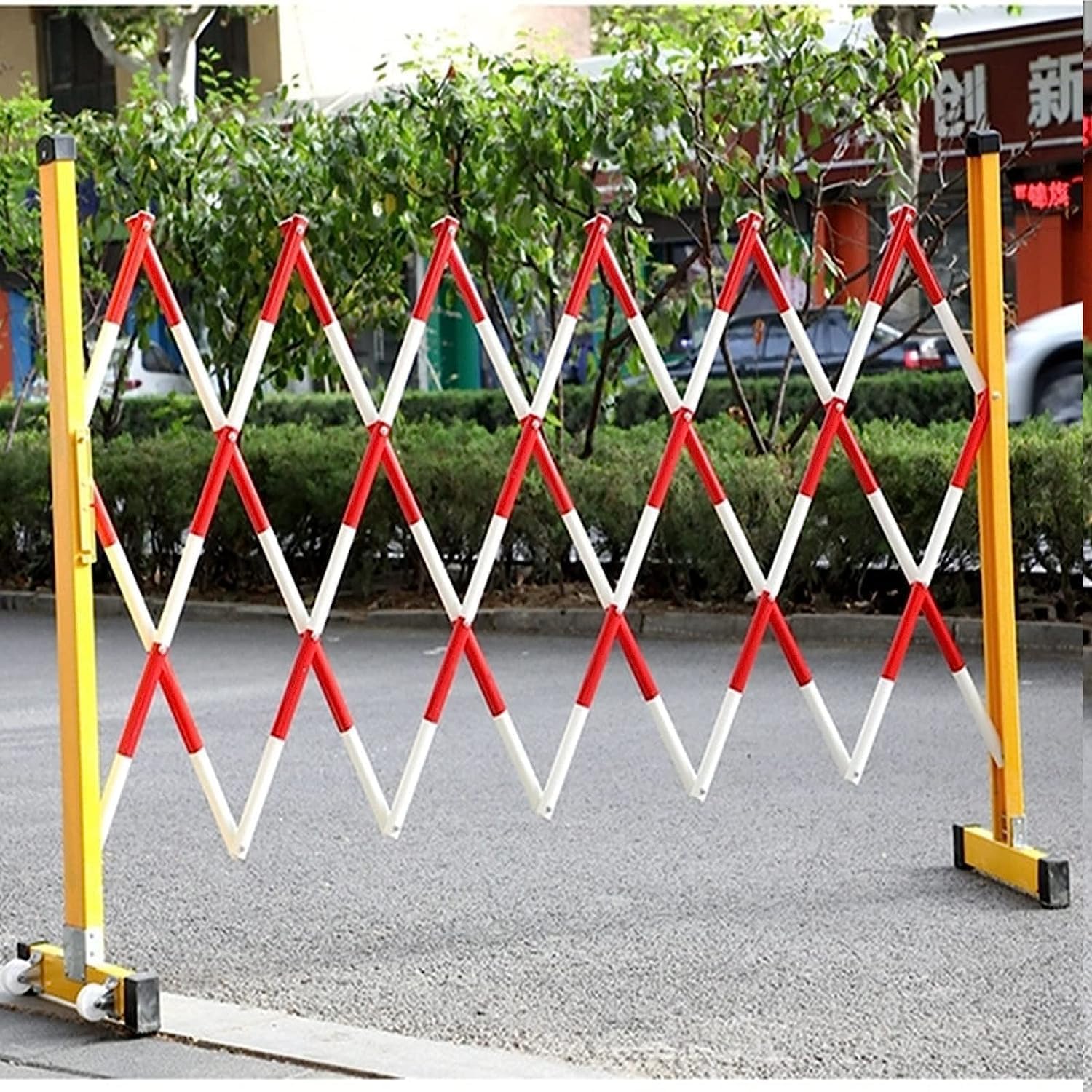 Barrière mobile de sécurité flexible pour contrôle des foules