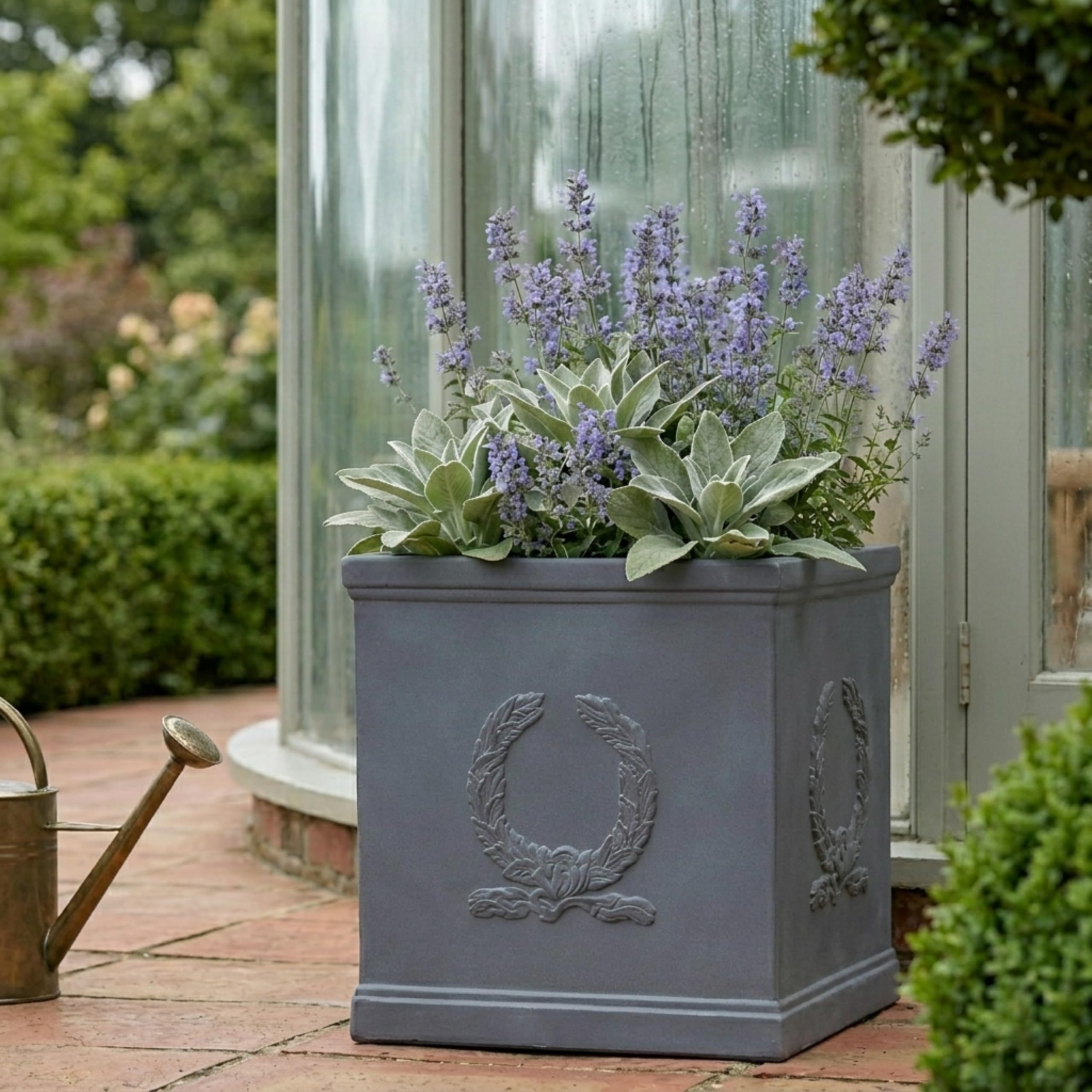 IDEALIST 37cm Square Plant Pot | Leaden Grey Reinforced Stone Garden Planters with Drainage Holes | Faux Lead Kensington Box L37 W37 H37 cm, 39 litres