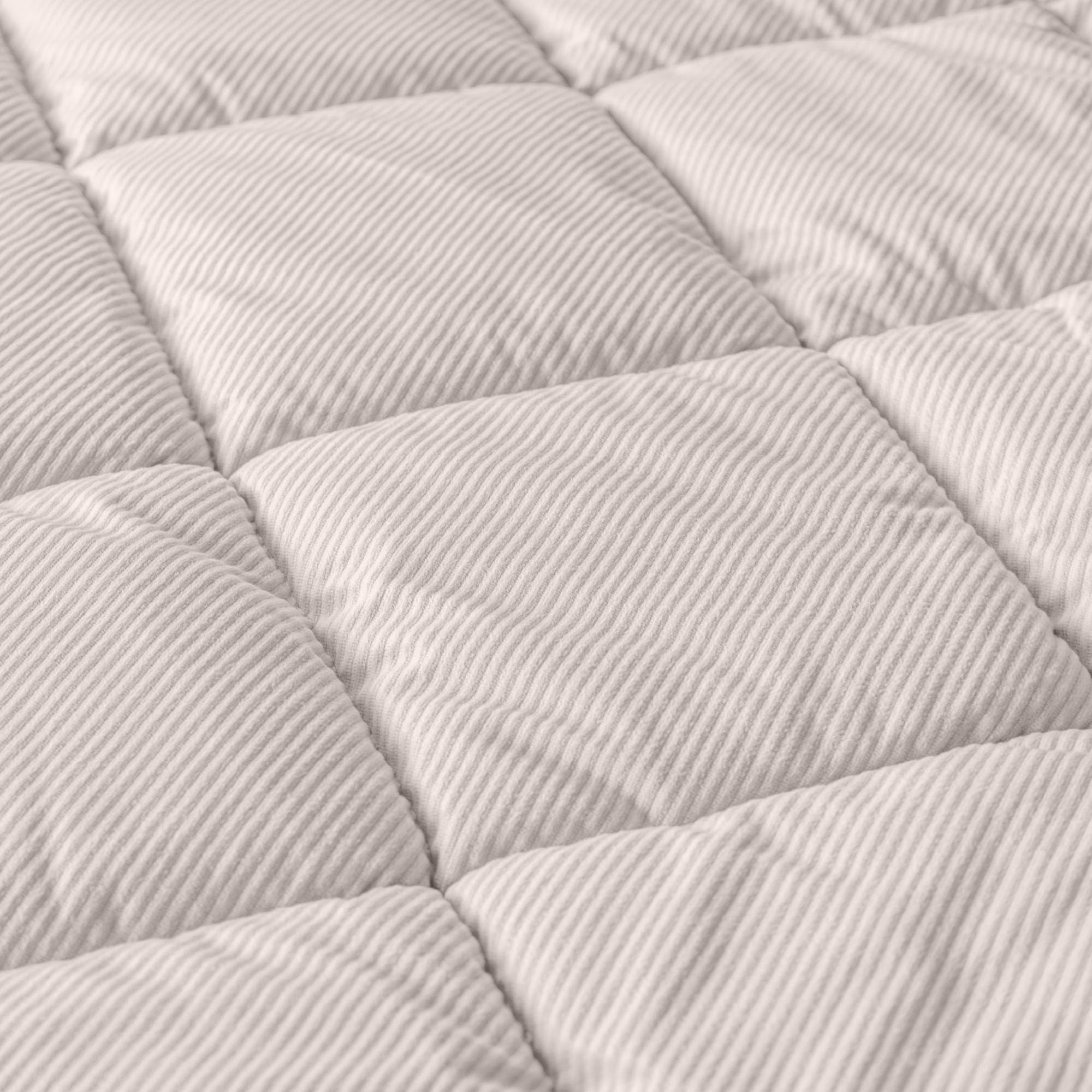 Trapunta Invernale Matrimoniale In Velluto Tinta Unita Con Elegante Lavorazione a Coste Morbida Calda Prodotto Italiano 500 Grammi Piumone Due Piazze - Beigechiaro - Matrimoniale 250x250 cm