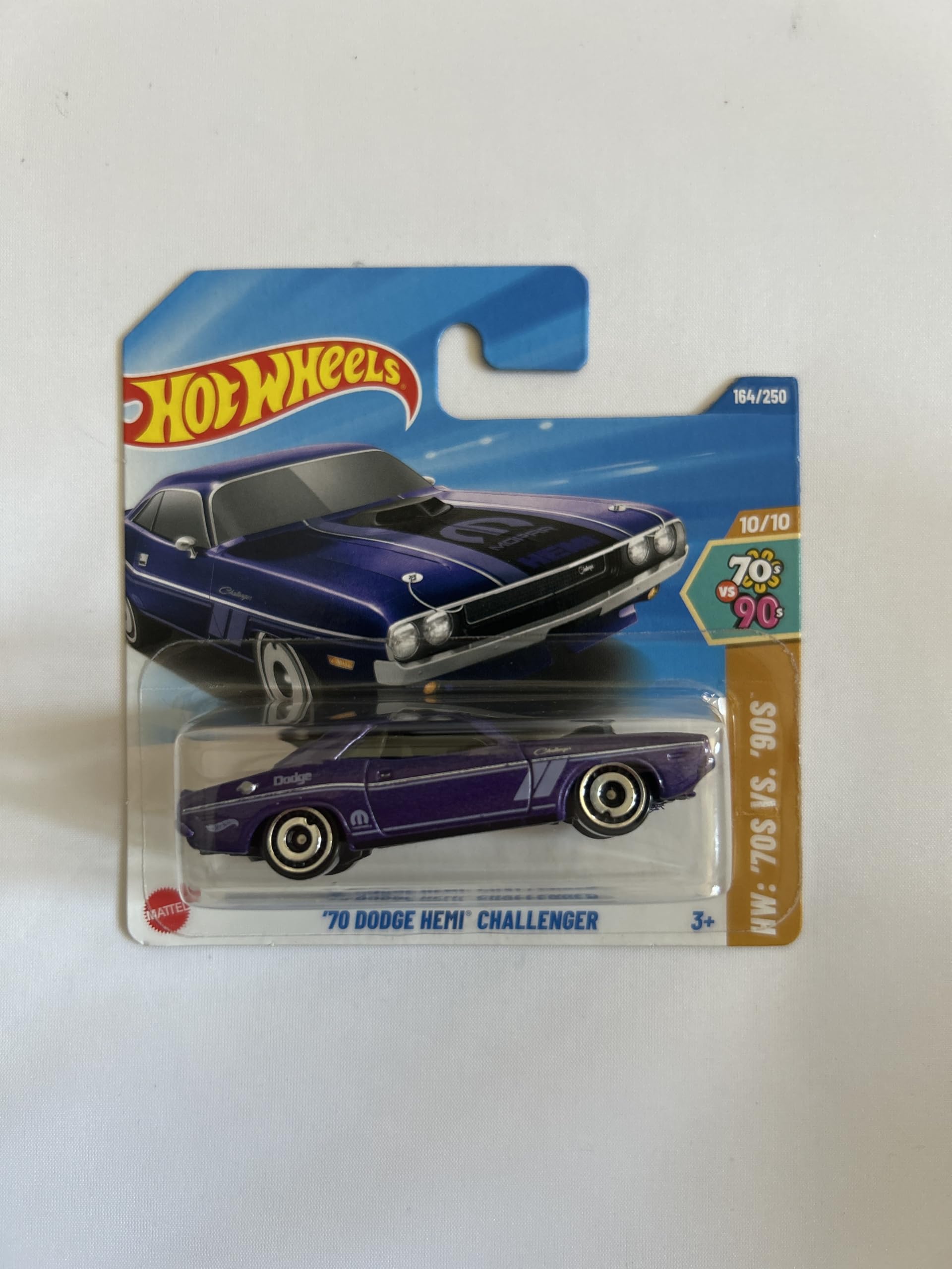 Hot Wheels 1:64 Scale Play or Display Vehicle Car Collection Kids Gift 2025 Model Choose 1 Car (HYY96, 164/250 '70 Dodge Hemi Challenger)