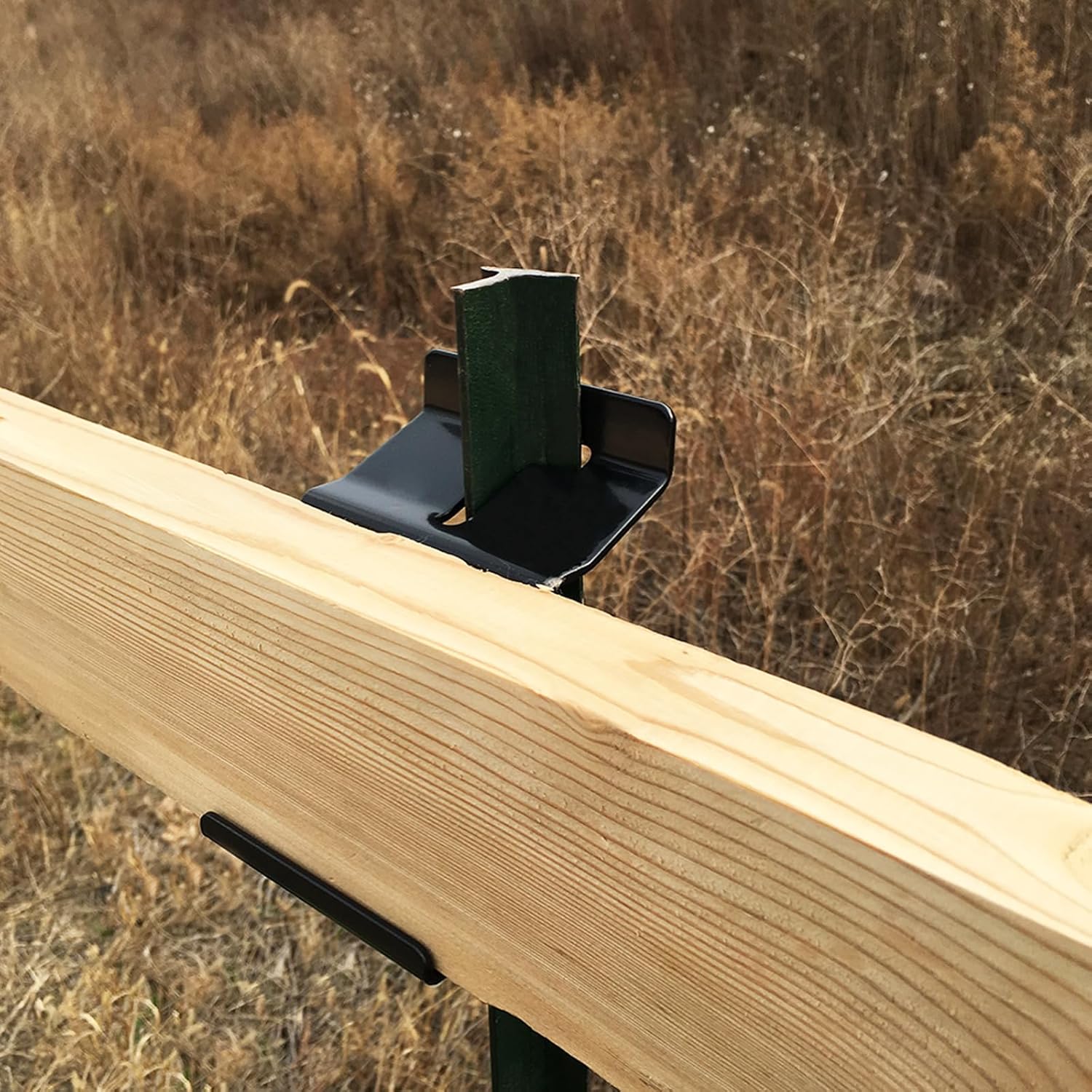 Highwild T Post Bracket Target Mount Metal Target Shooting Hanger Bracket for 2X4 Wood Board Outdoor Shooting Range DIY Target Stand
