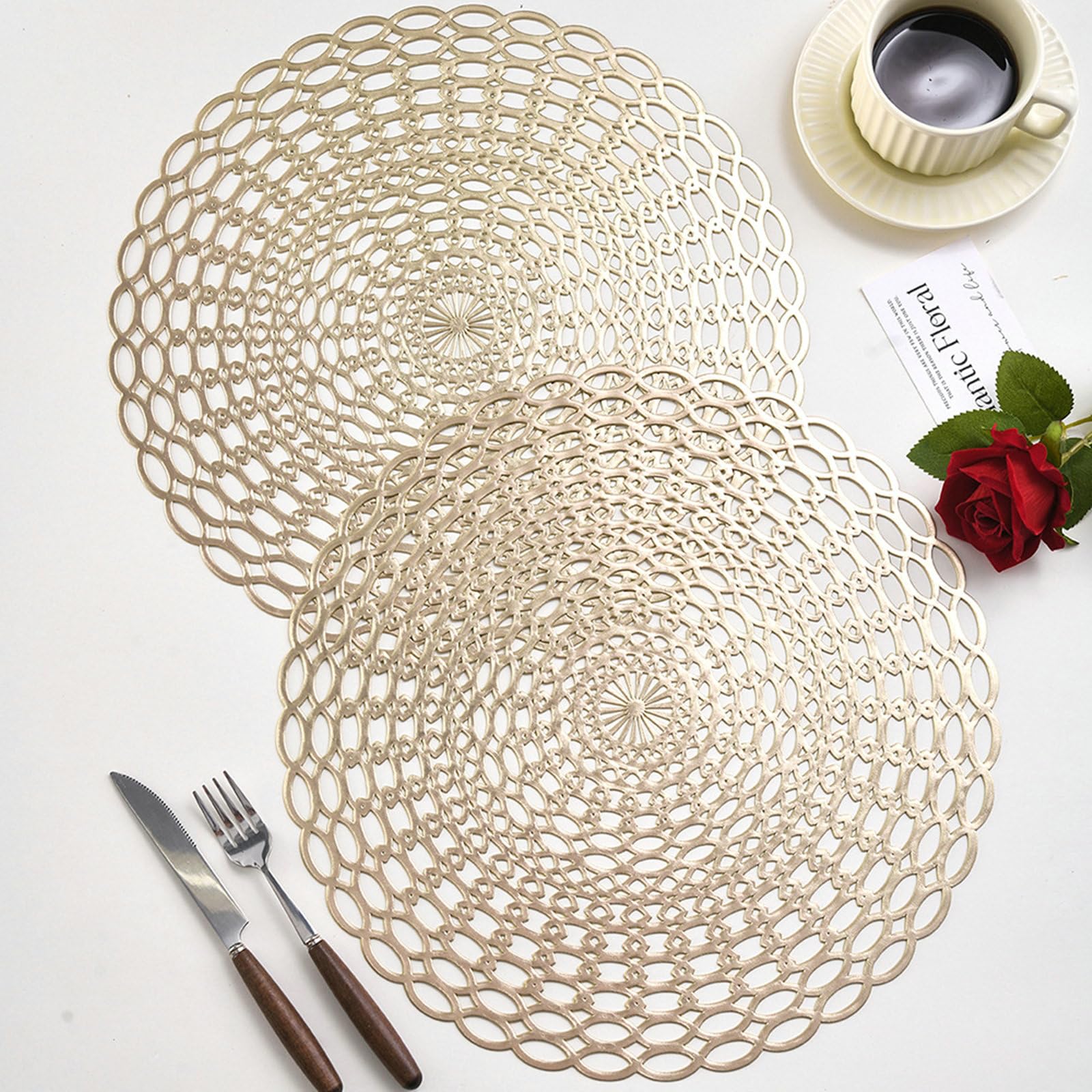 Juego de 6 manteles individuales redondos de PVC, resistentes al calor, antideslizantes, lavables, con diseño de flores, dorados, para fiestas, bodas, restaurantes, 40 cm