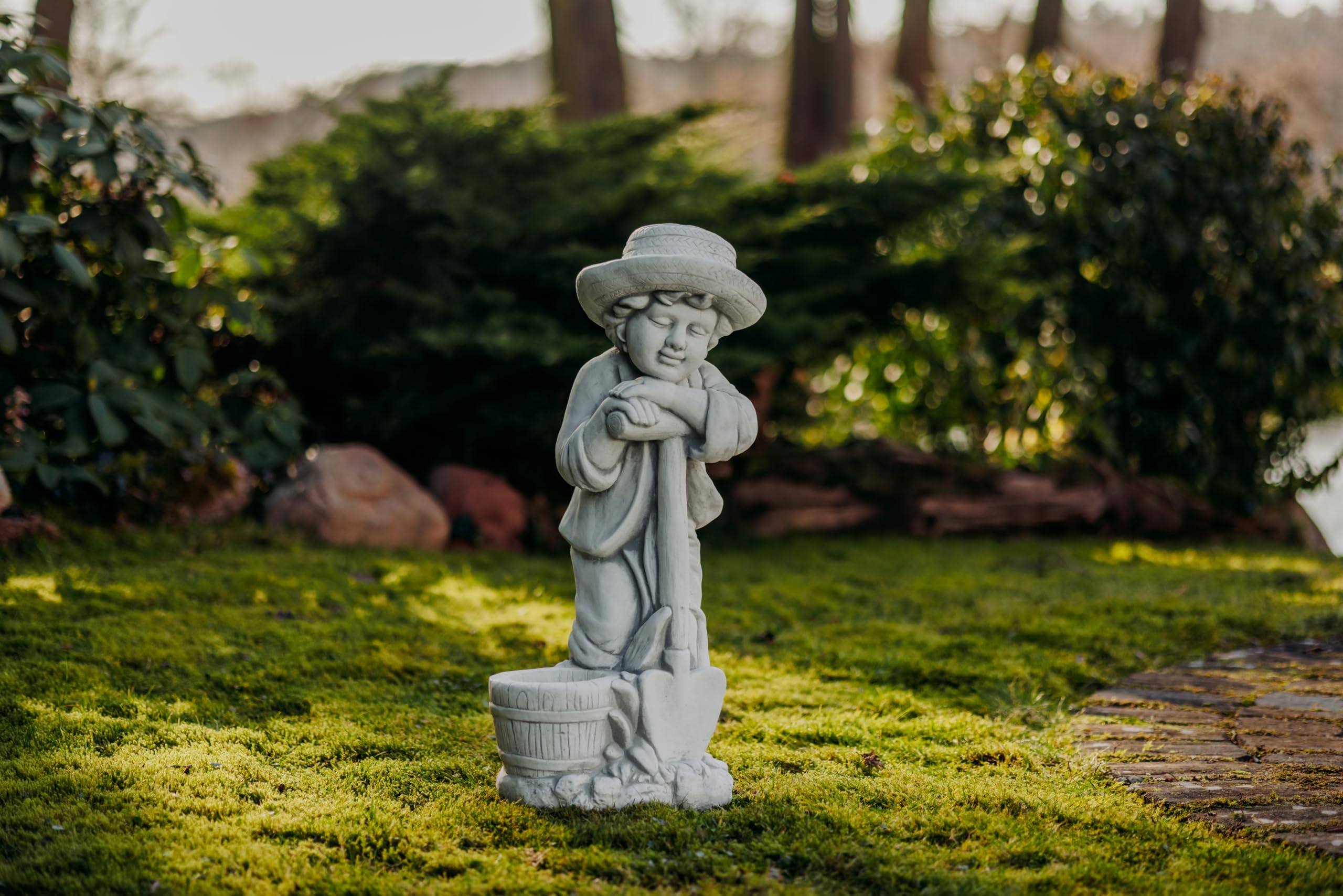 gartendekoparadies.de Figurka ogrodowa, kamienna figurka chłopca ze łopatą i doniczką, wysokość 68 cm, szara, 36 kg, odlew kamienny, odporna na mróz, do użytku na zewnątrz