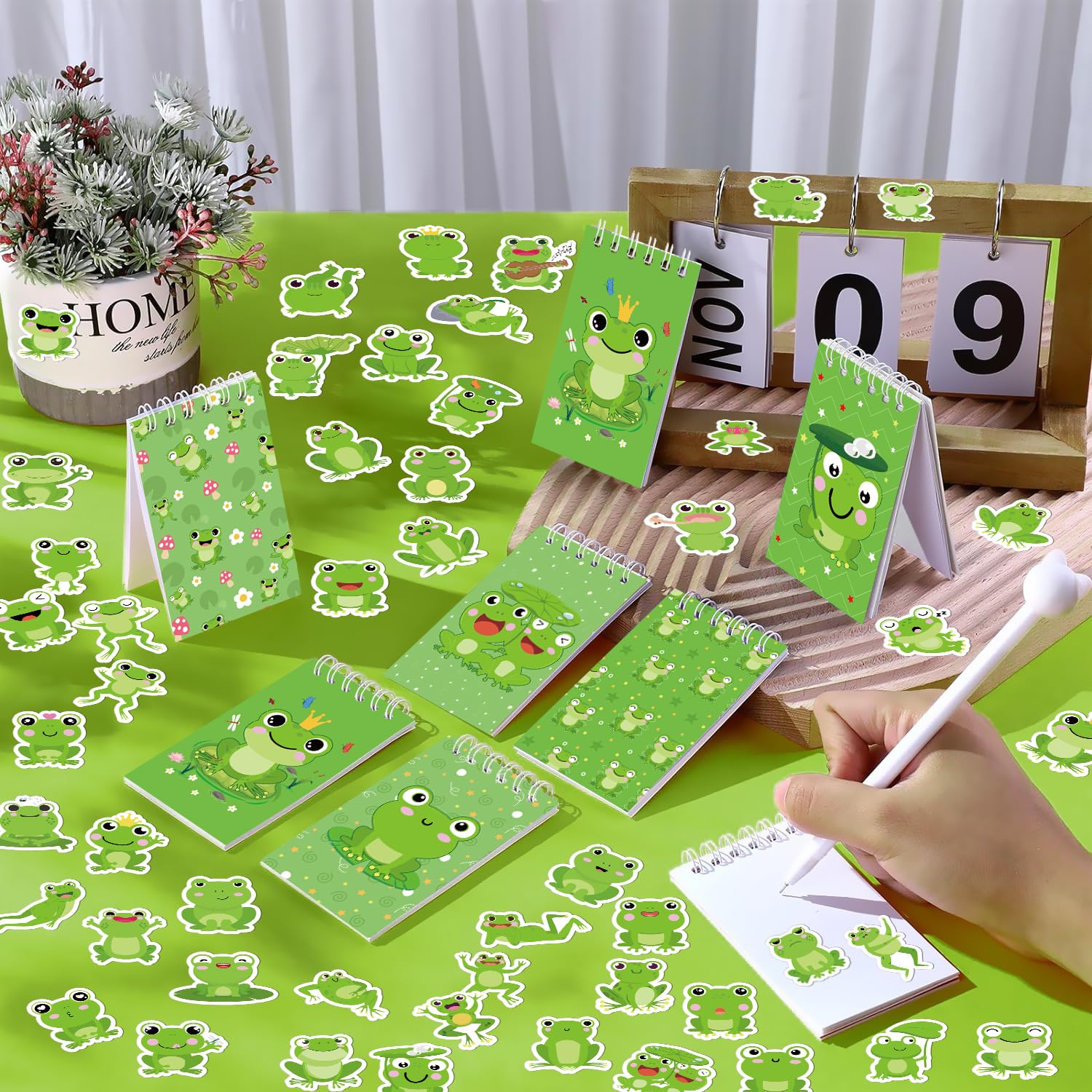 Suministros favoritos para fiestas de rana, incluye bolsas de regalo, pegatinas, insignias, pulseras, suministros para fiestas de cumpleaños infantiles