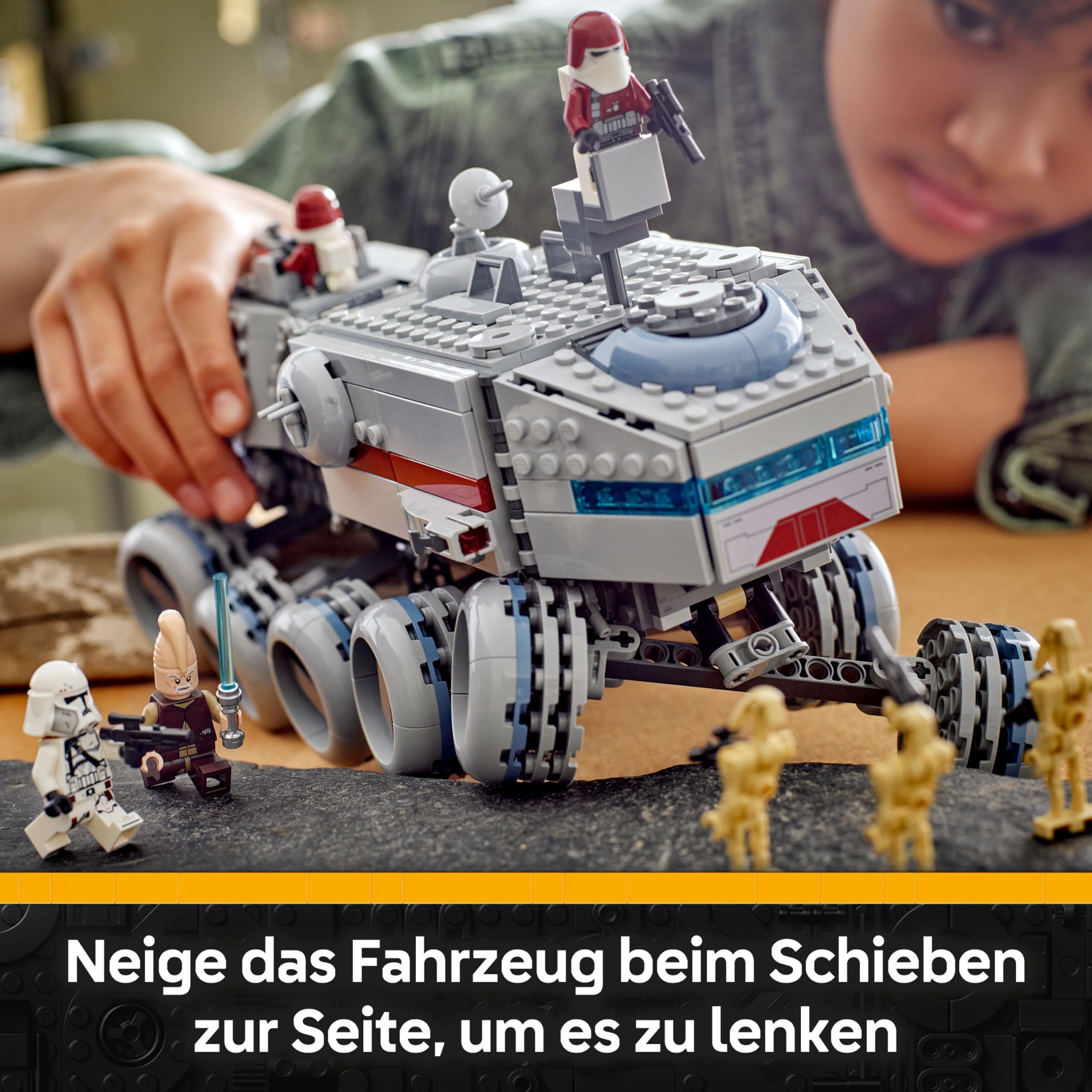 LEGO Star Wars: The Clone Wars Republikanischer Juggernaut - Spielzeug mit Transportfahrzeug - Bauset mit Lichtschwert - Kreatives Spielzeug für Kinder und Erwachsene Fans - 75413