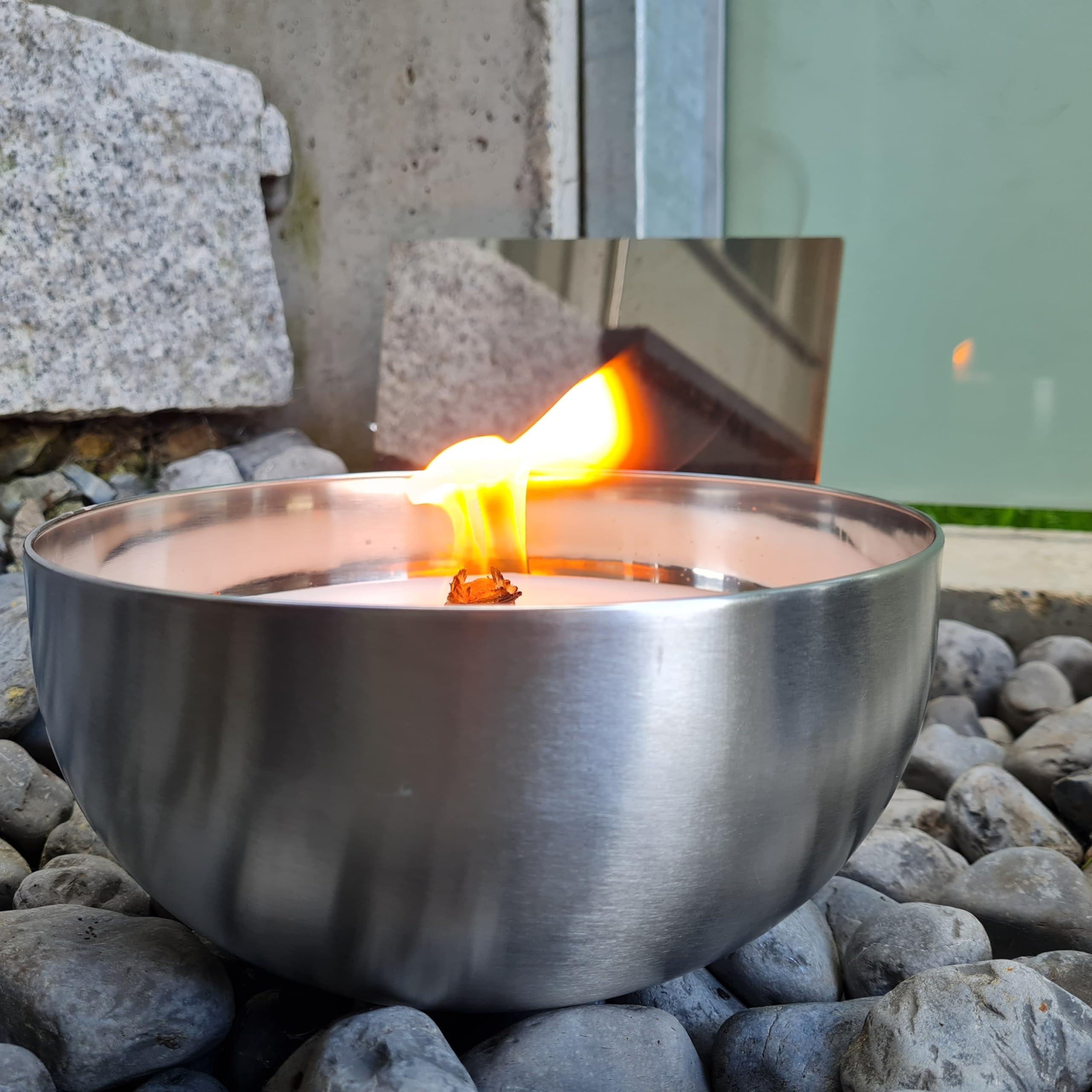 Schwabenfire XL Outdoor Kerze mit Dauerdocht in Edelstahl Schale 23,5cm Balkondekoration Outdoorkerze wiederverwendbar Geschenke für Frauen Schwabenfeuer große Kerze 100% Handgemacht in Deutschland