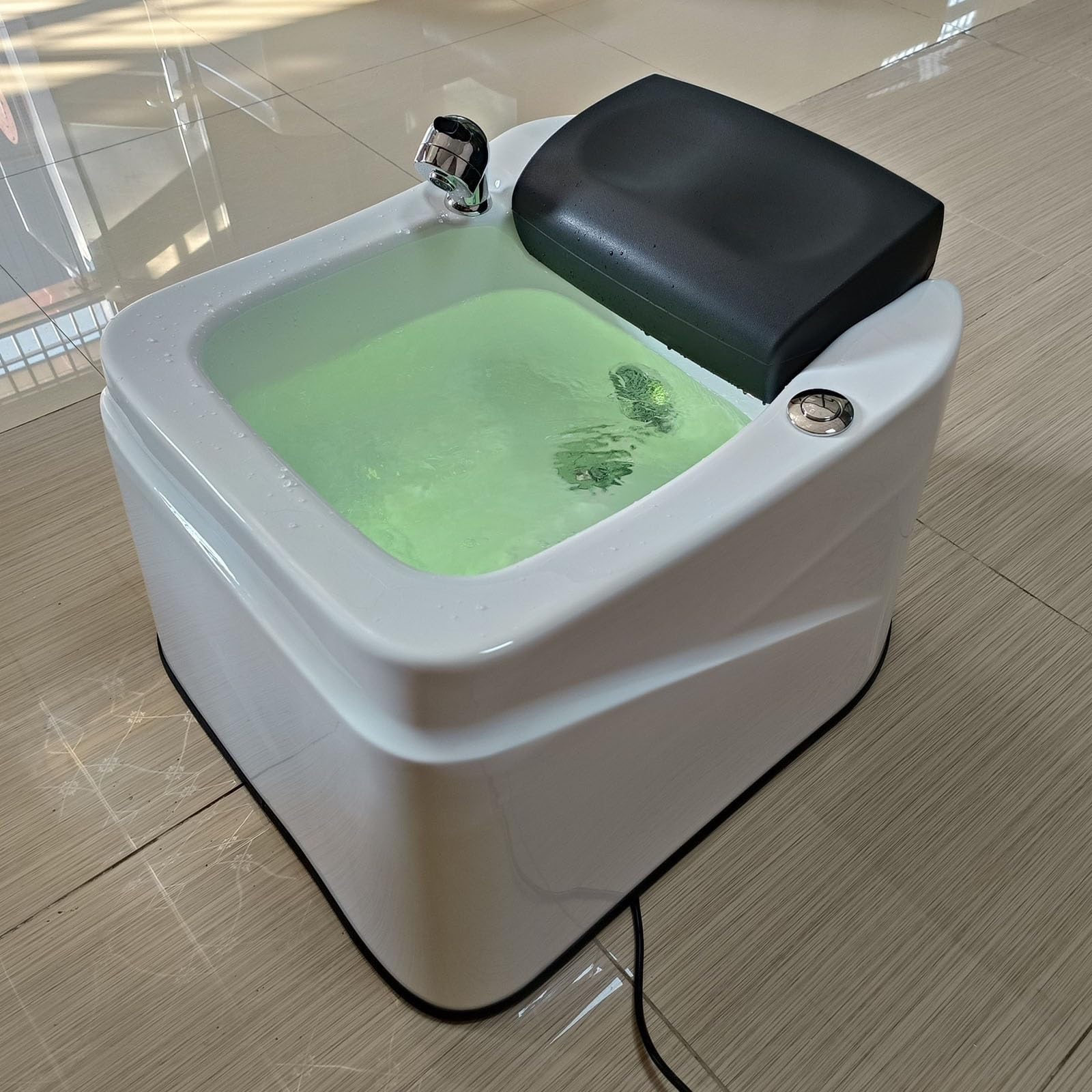 Acryl-Massage-Fußbad, Tiefes Fußbad, Spa Mit Massage-Acryl-Pediküre-Waschbecken, Verwendet In Schönheitssalons Und Nagelstudios. Salon-Acryl-Pediküre-Schüssel(Wit,with Water Pump)