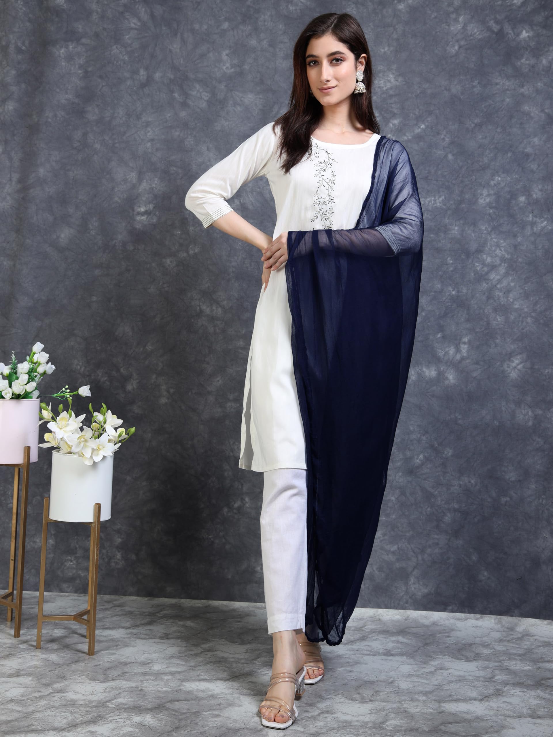 Miraan Women Pure Chiffon Solid Dupatta With Woven Border, 2.25 Meters Length (Chiffdupnavyblue17_Navy Blue), 2.25 mtr - Image 3 thumbnail