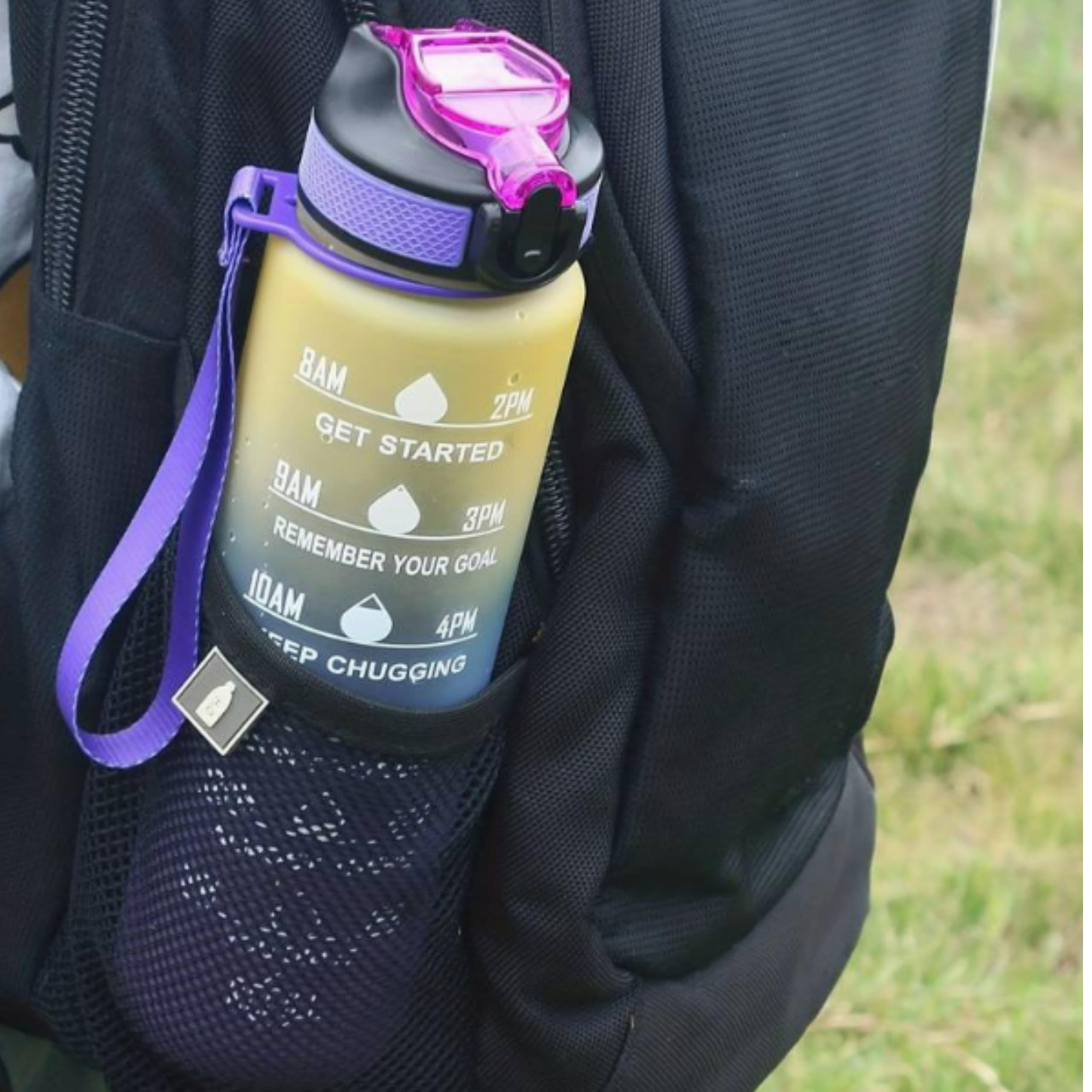 Gradient Motivational Water Bottle with Time Marker - Image 3