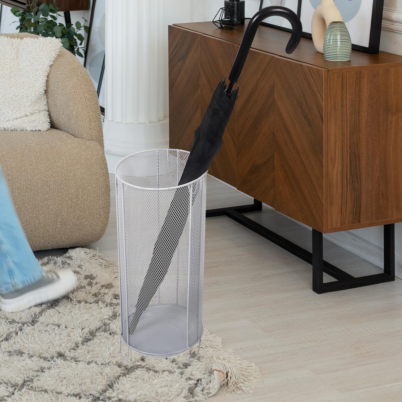 STOBAZA Schirmständer aus Carbonstahl mit Beschichtung Aufbewahrungsgestell für Gerade Regenschirme Einfacher Reinigung für Hotel und Flur Weißes Design mit Hohler Oberfläche