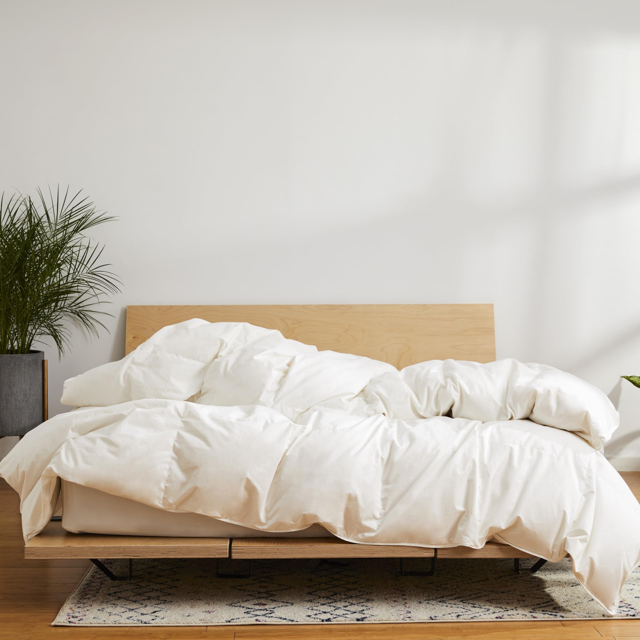 Brooklinen Ultra Warm Luxury Down Comforter, 100% Natural Canadian Duck Down Duvet Insert - 750 Fill Power, Baffle Box Construction, 100% Cotton Shell, Full/Queen Size Comforter