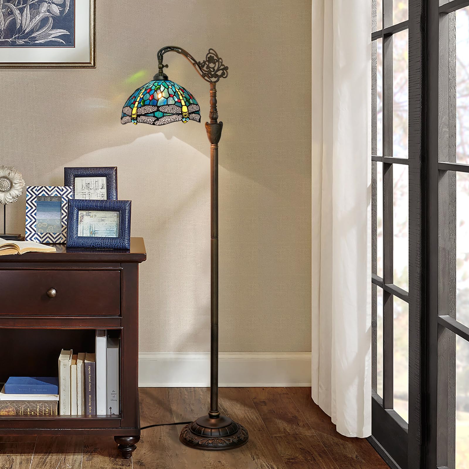Lampa podłogowa Tiffany Vintage Lampa stojąca Zielono-niebieska lampka podłogowa ze szkła witrażowego Rustykalna lampa podłogowa z regulowanym kątem nachylenia do dekoracji wnętrz Salon Sypialnia