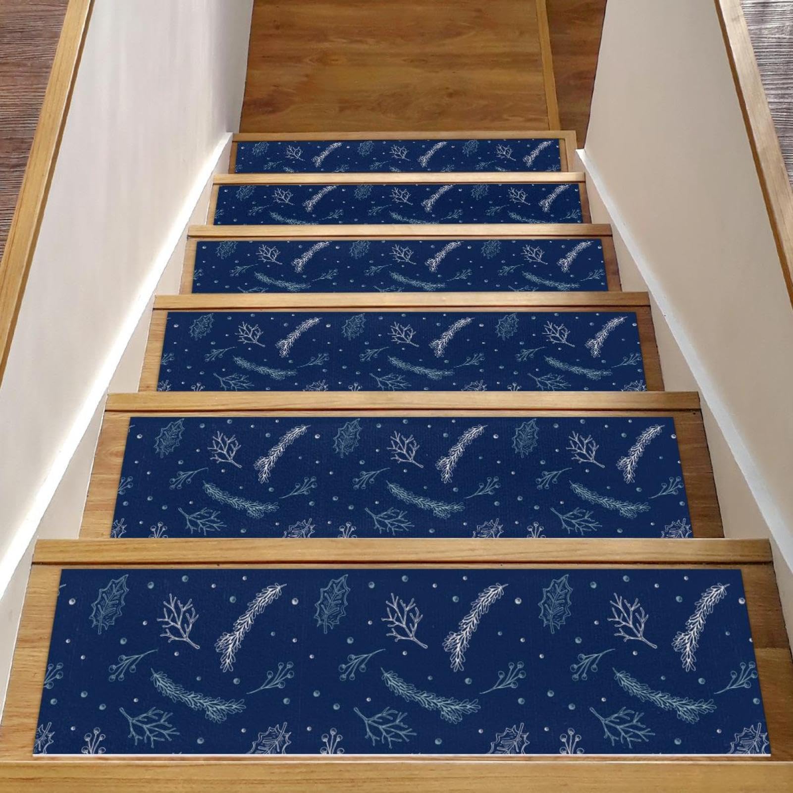 Alfombra para escaleras antideslizante que protege niños y mascotas en peldaños de madera interior
