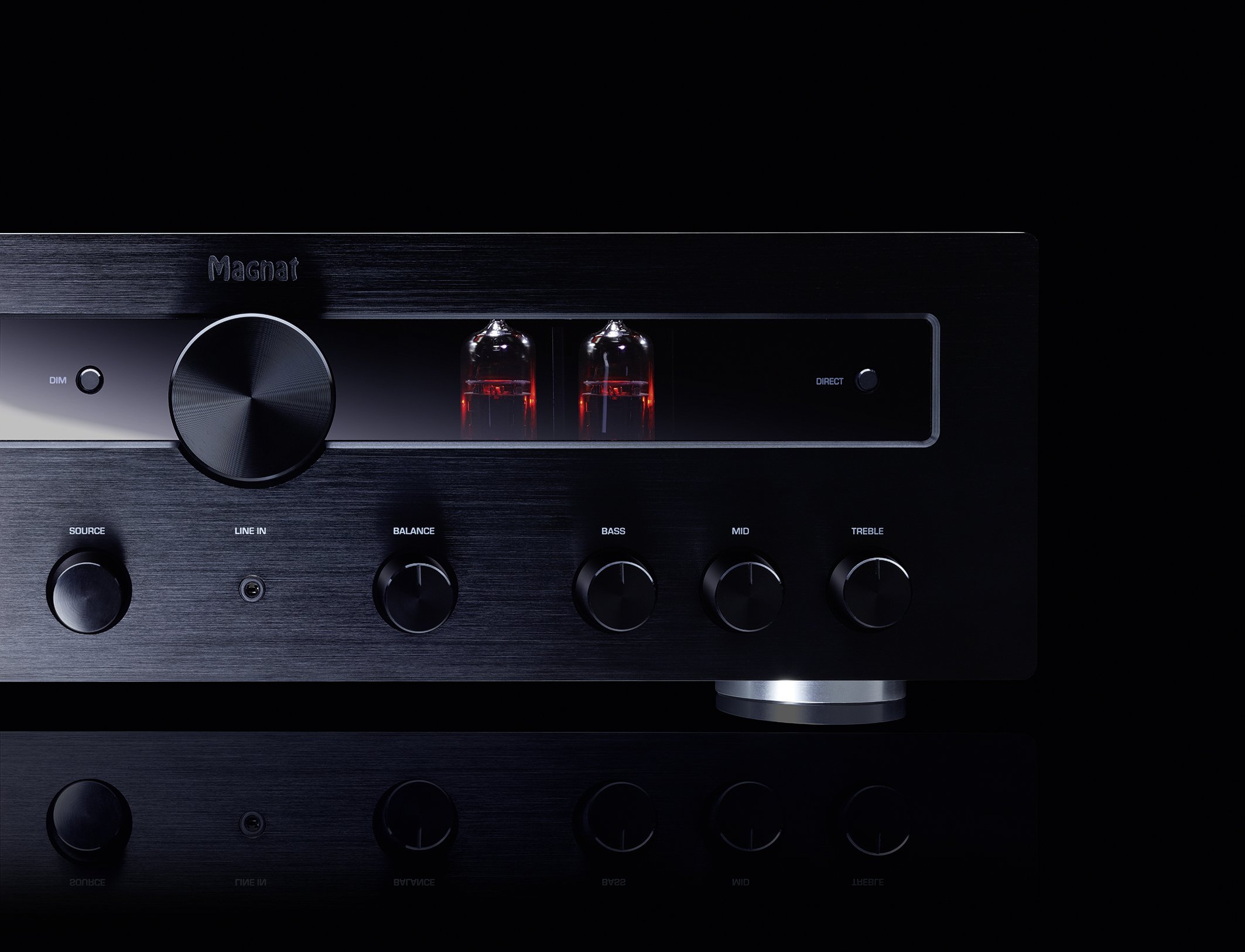 Magnat MR 780, schwarz - robuster Stereo Hybrid-Receiver mit hochwertiger Aluminium-Front und hoher Ausgangsleistung für perfekten Stereoklang