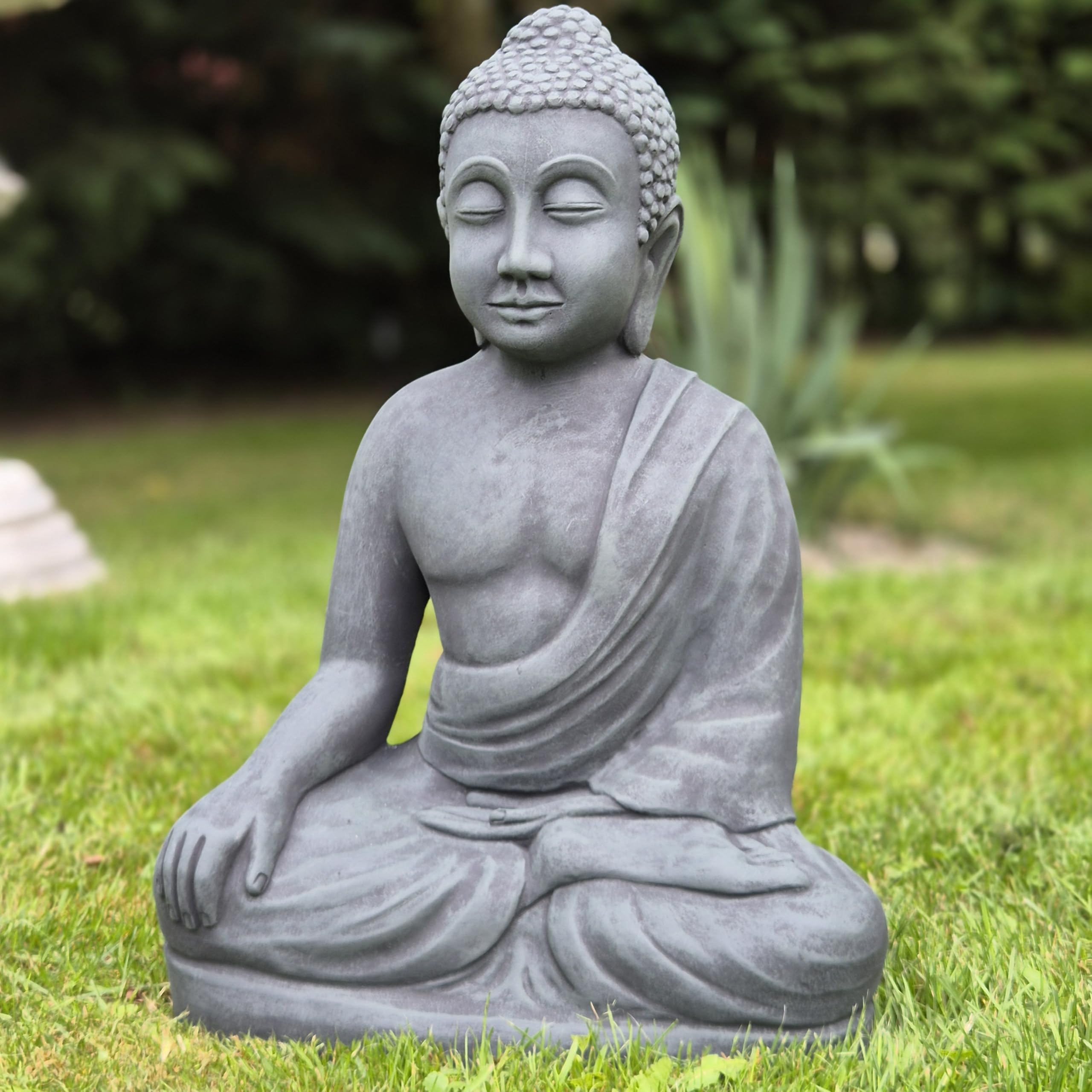 FABRIQ Statue de Bouddha - 50 cm - Noir/vert - 26 kg - Hauteur : 50 cm - En pierre massive résistante aux intempéries et au gel jusqu'à -30 °C - Décoration de jardin de qualité supérieure