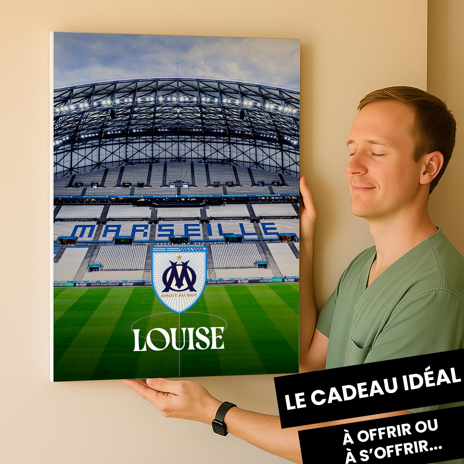 OneTrophy Toile Officielle Olympique de Marseille – Personnalisable avec Prénom ou Texte Libre – Décoration Murale Supporter – Made in France – Cadeau Supporter OM (Droit au but)