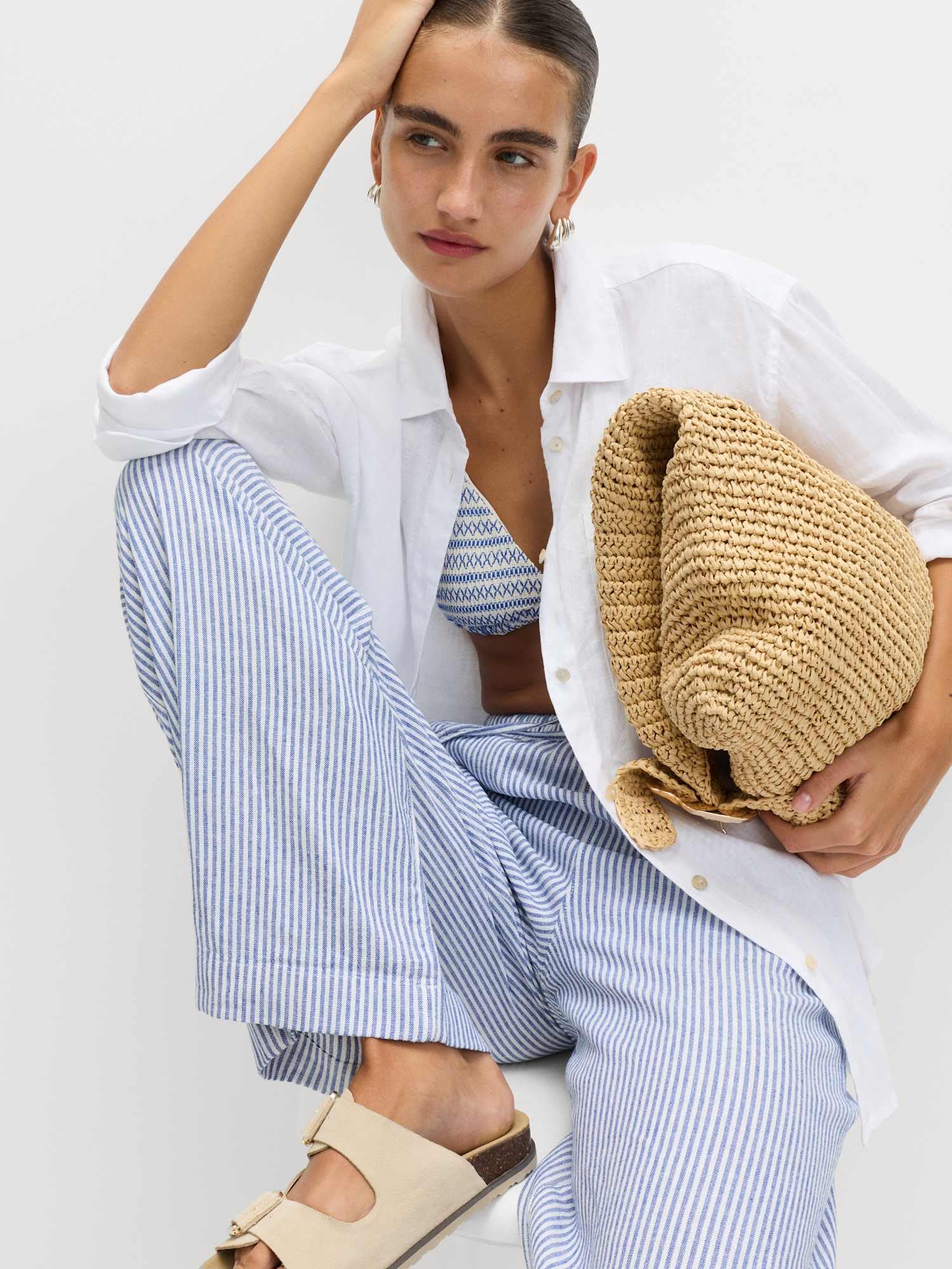 Marks & Spencer Damen Leinen Hose Regular | Mit mittlerem Bund, Beinform: Weites Bein, Waschung: Mittelblau, Zum Reinschlüpfen, Leicht