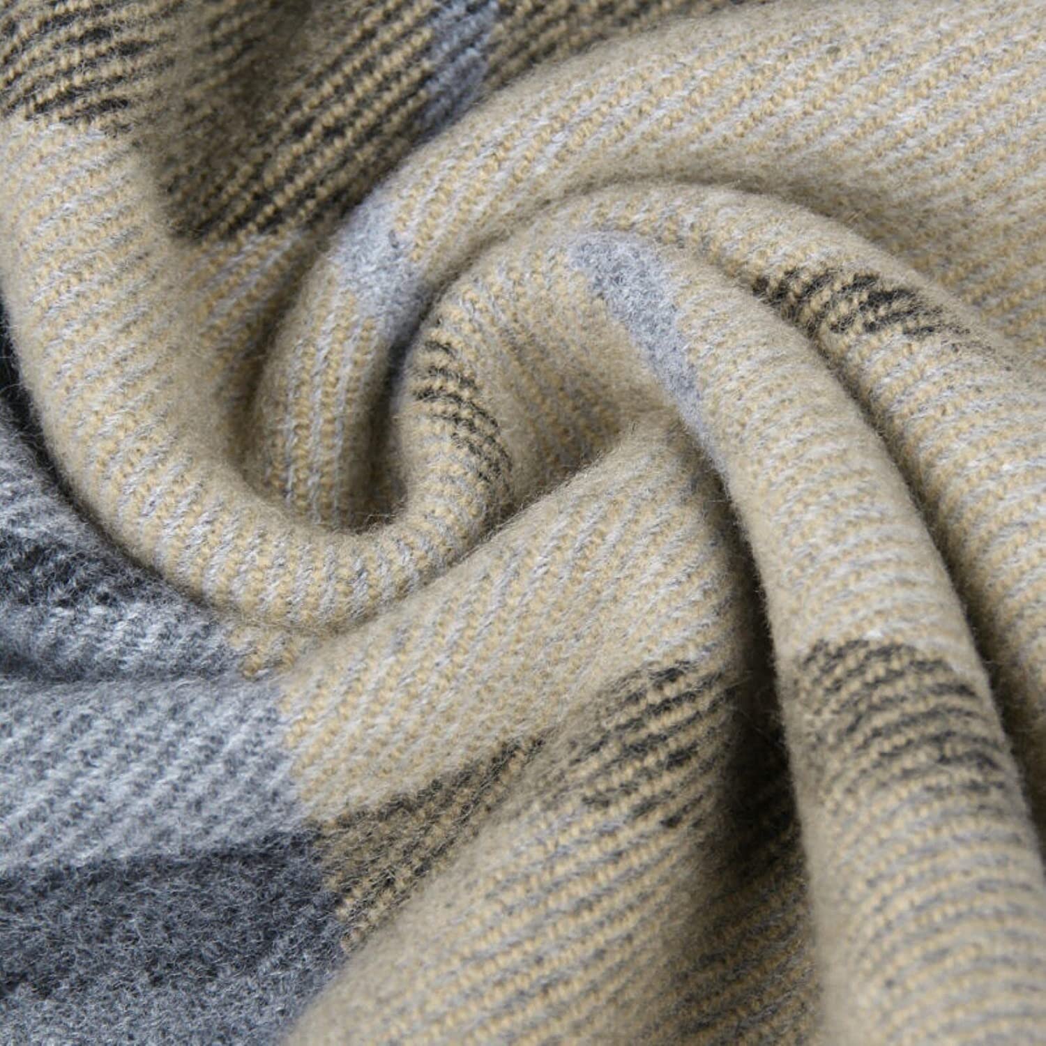 Bufanda Chal Bufandas Hombres Moda Gris Plaid Otoño Invierno Bufandas Hombres Spinning Classic Muffler Hombres Suave y Cálida