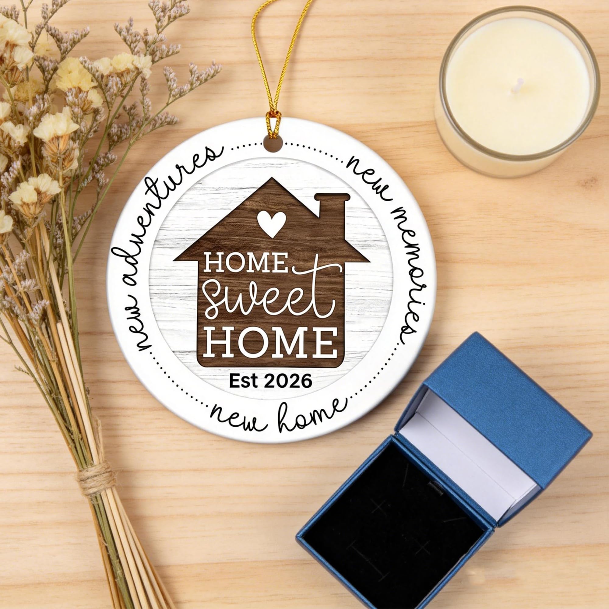 Minwegi White 2026 Christmas Bauble For New Home - Ceramic Unbreakable Ornament With 'Home Sweet Home' Design - Housewarming Gift For First Christmas - Includes Elegant Gift Box (, 9X9cm)
