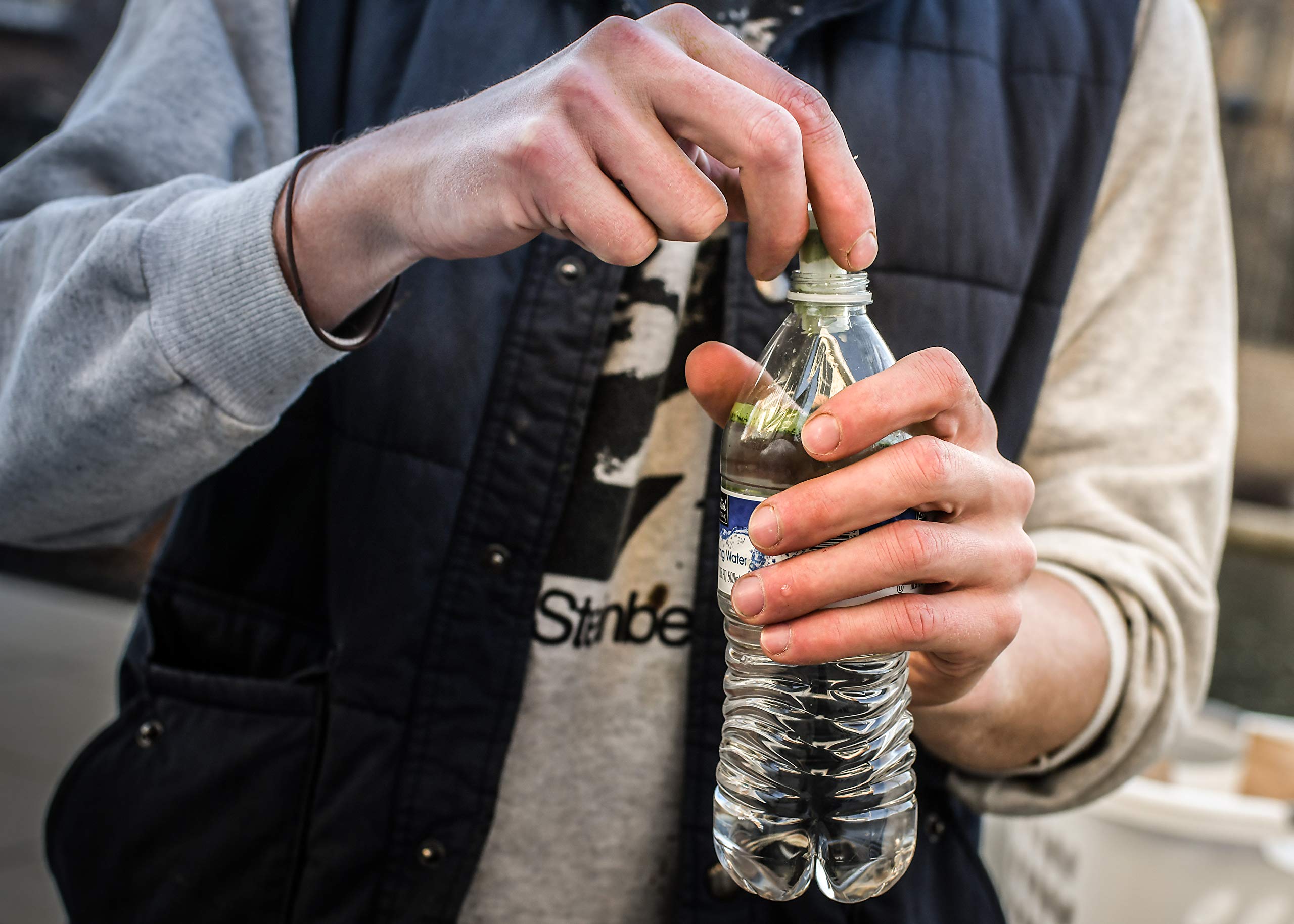 Vertea Organic Ceremonial Grade Matcha 1lb Premium Green Sipping Tea First Harvest Authentic Japanese Green Tea Powder 448g — view 4