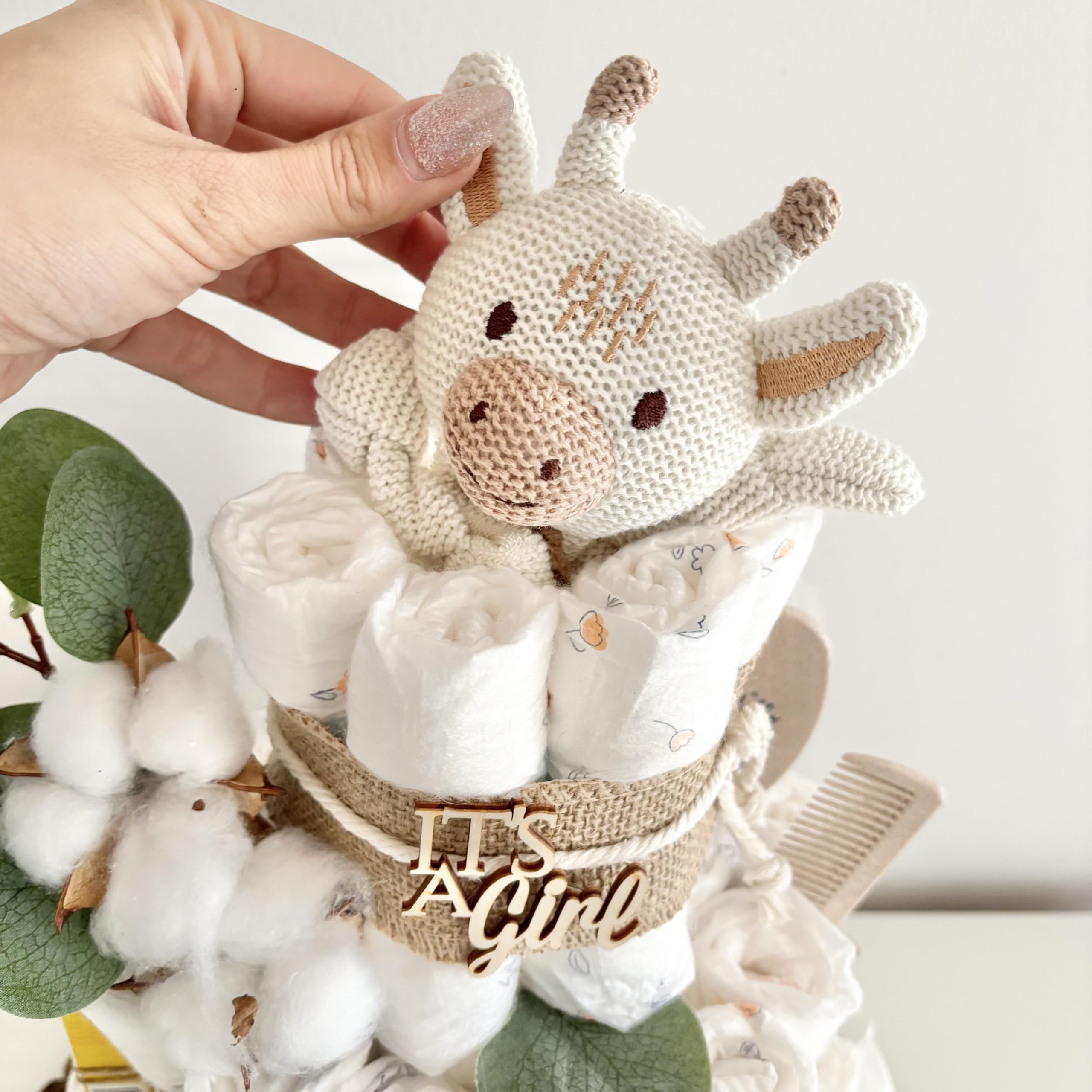 Windeltorte XXL mit Giraffe Socken Schnuller Löffel und mehr, für Jungen & Mädchen, Babytorte für Babyparty Babyshower Gender-Reveal, Namen personalisierbar, Baby Party Deko Dekoration Geburt