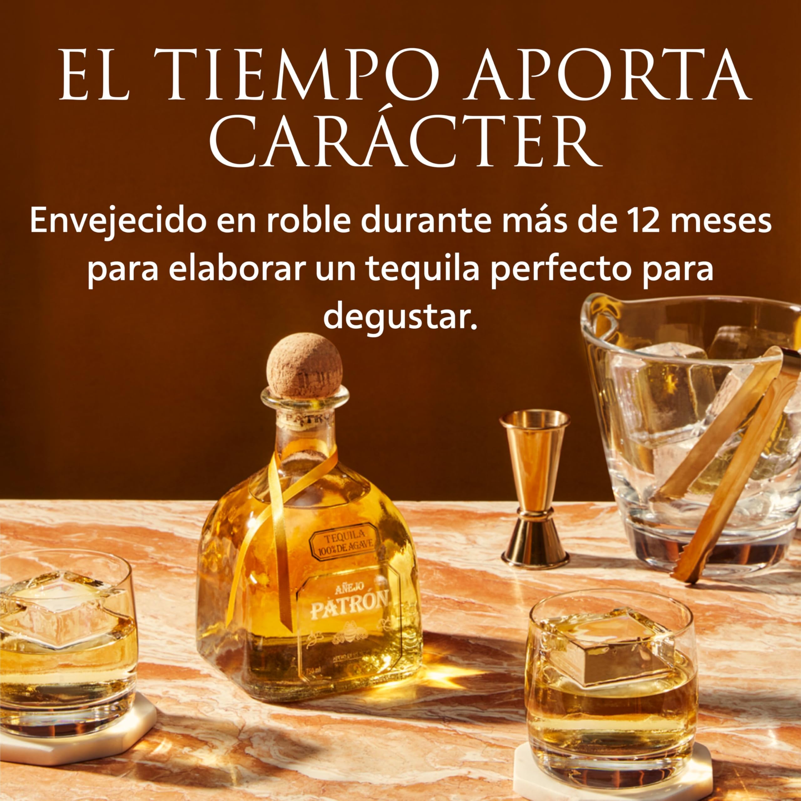 PATRÓN Añejo Premium Tequila, 40% vol., 70 cl / 700 ml, Tequila 100% de agave, elaborado artesanalmente en México, en pequeñas cantidades, con el mejor agave Azul Weber, añejado en barricas de roble