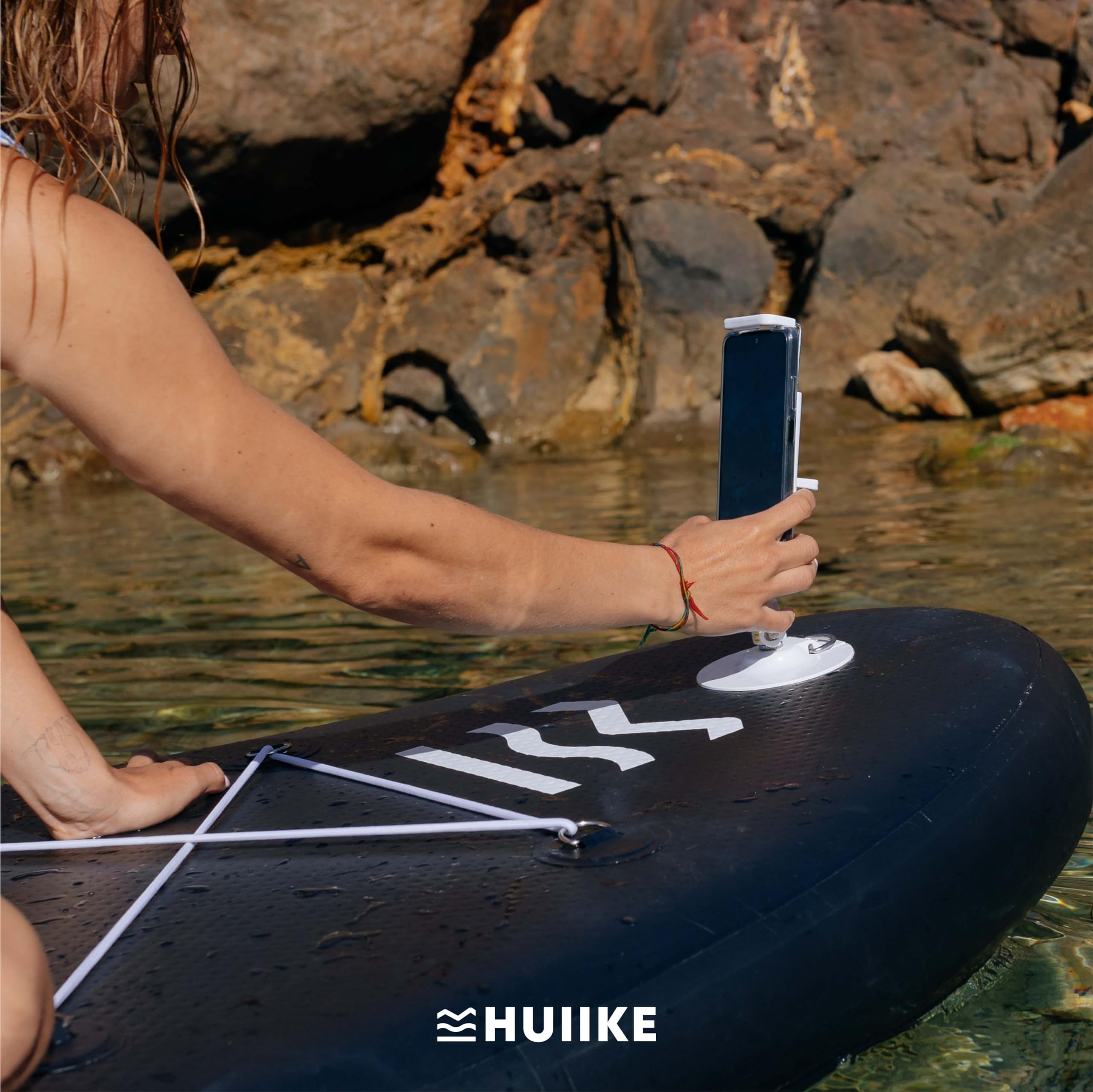 HUIIKE Soporte de Teléfono Móvil para Tabla Paddle Surf Ajustable Phone Holder de Padel Surf Agarre Extra Seguro | Soporte Móvil para Sup Universal (Rosca Tornillo M6), Accesorios Paddle Sup Board