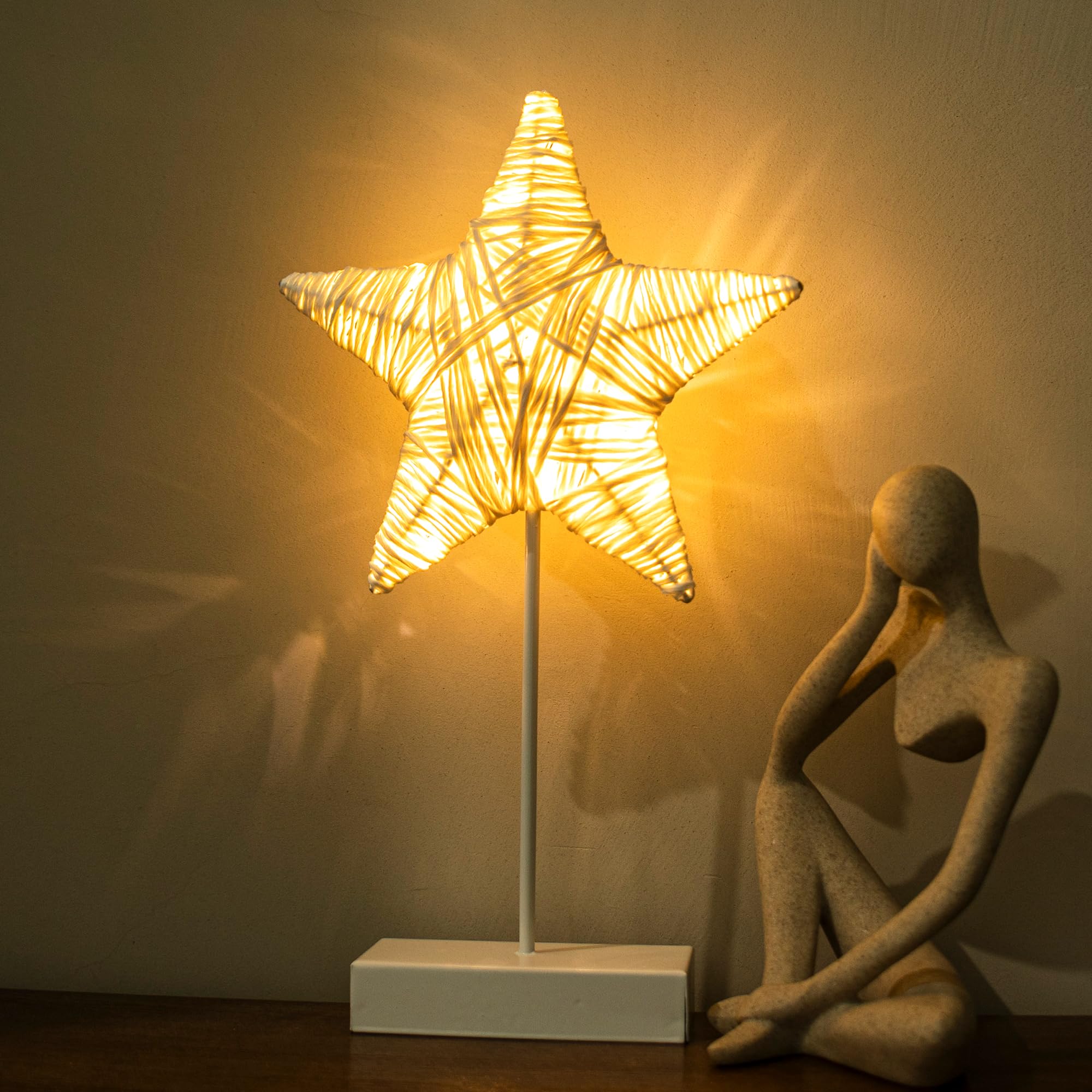 Battery Operated Lamp with Timer, Battery Powered Table Lamp Star Shape, Decorative Bedside LED Battery Lamp Small Desk Lamp for Home Living Room Bedroom Gift - Warm White Star