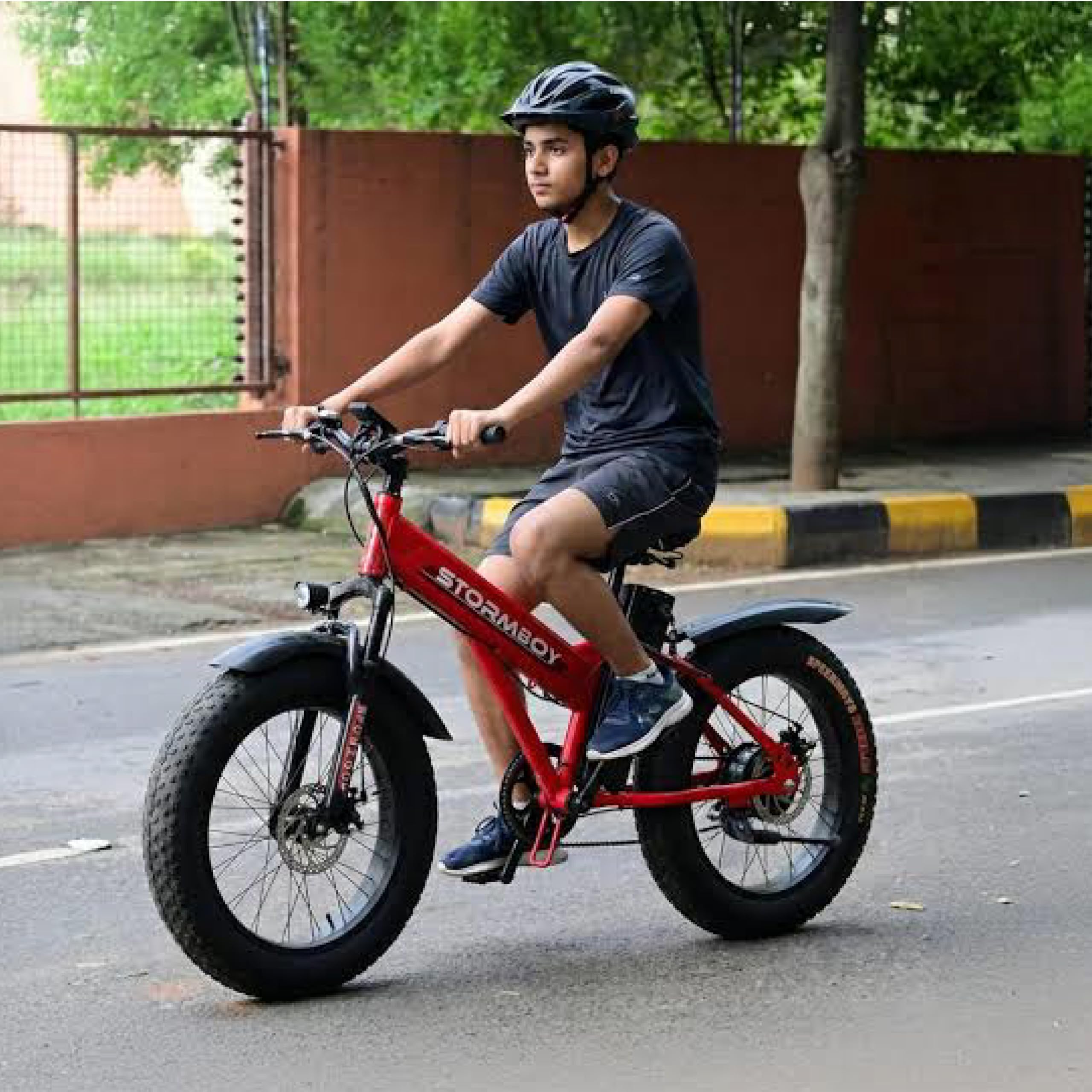 Stormboy 20x4” Electric Fat Bike for Kids and Adults | 250W Rust & Waterproof Powertrain | Patented 36V 13Ah Swappable Battery | Headlight & Horn | Pedal Assist + Throttle Mode- Pearl White-image-39