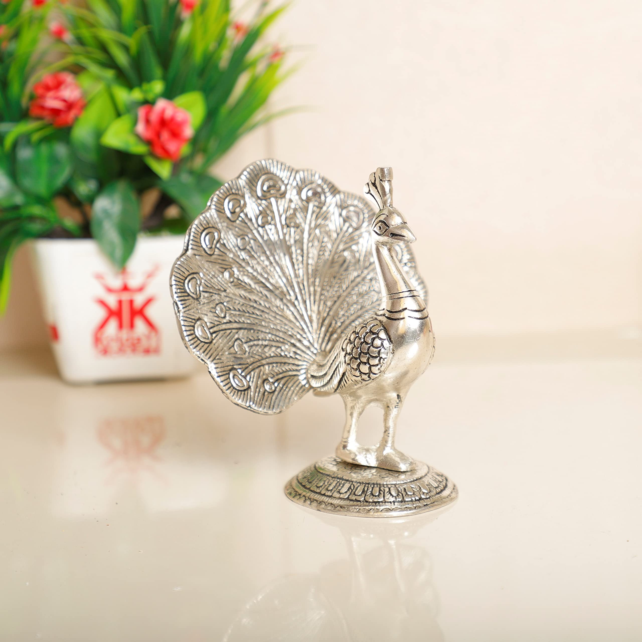 KridayKraft Peacock Metal Statue,Silver Plated Peacock Showpiece Idol for Home Decorative Feng Shui As Table Top Figurine for Living Room,Office,Bedroom,Decorative & Animal Gifting Item