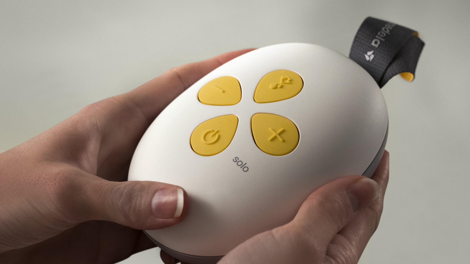 Amazon.co.jp: メデラ 搾乳機 電動 ソロ 搾乳機 (電動・シングルポンプ 