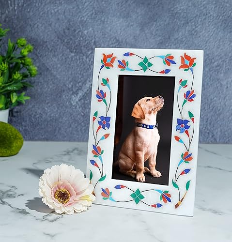 10 Easy, Inexpensive Ways To Spruce Up Your Holiday Décor