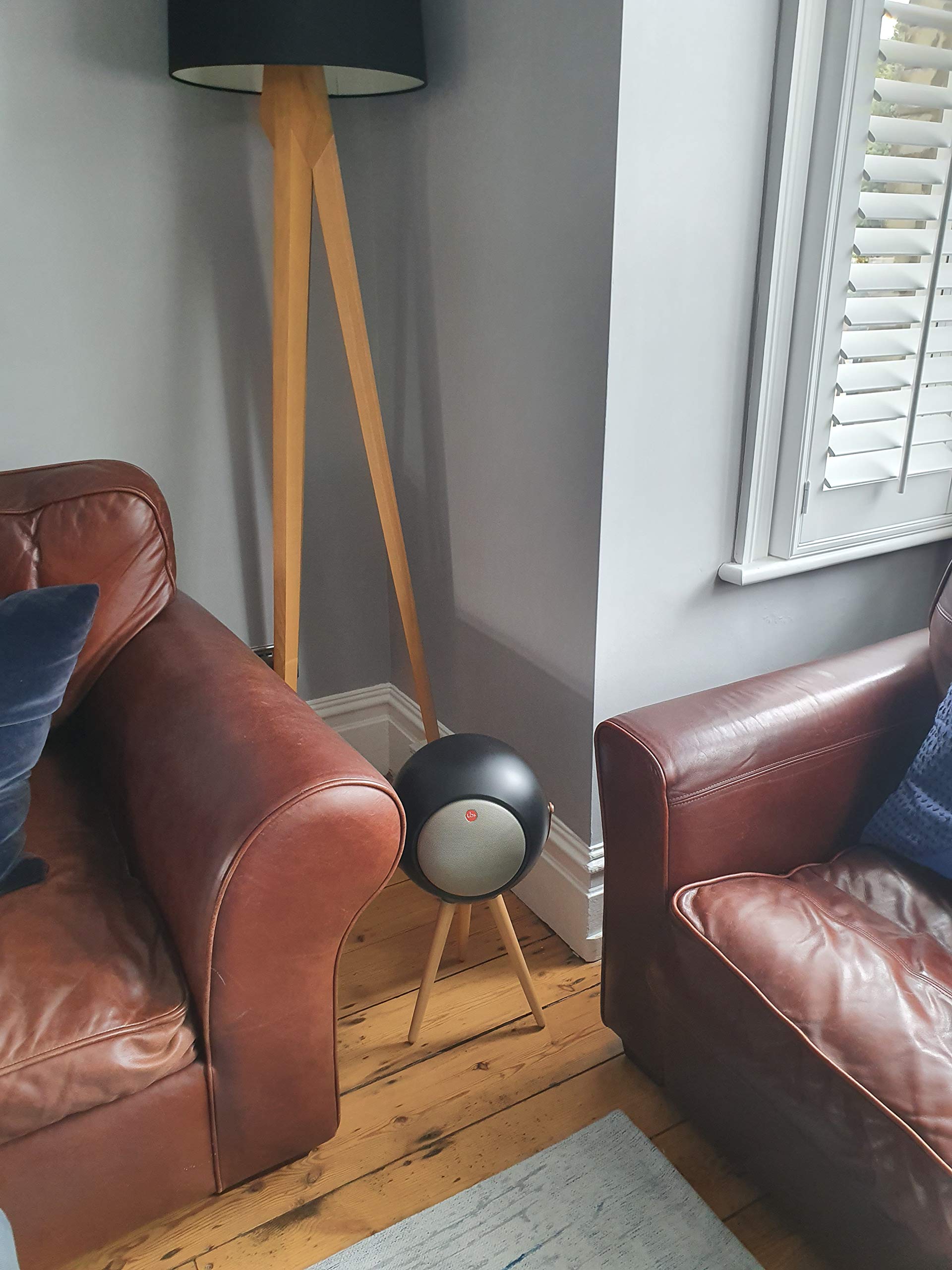 Głośnik Bluetooth UB+ Eupho E2, lekki, 30 godzin odtwarzania, wciągający, krystalicznie czysty dźwięk, mocny bas, głośnik stojący lub stołowy, idealny do użytku wewnątrz i na zewnątrz, czarny matowy