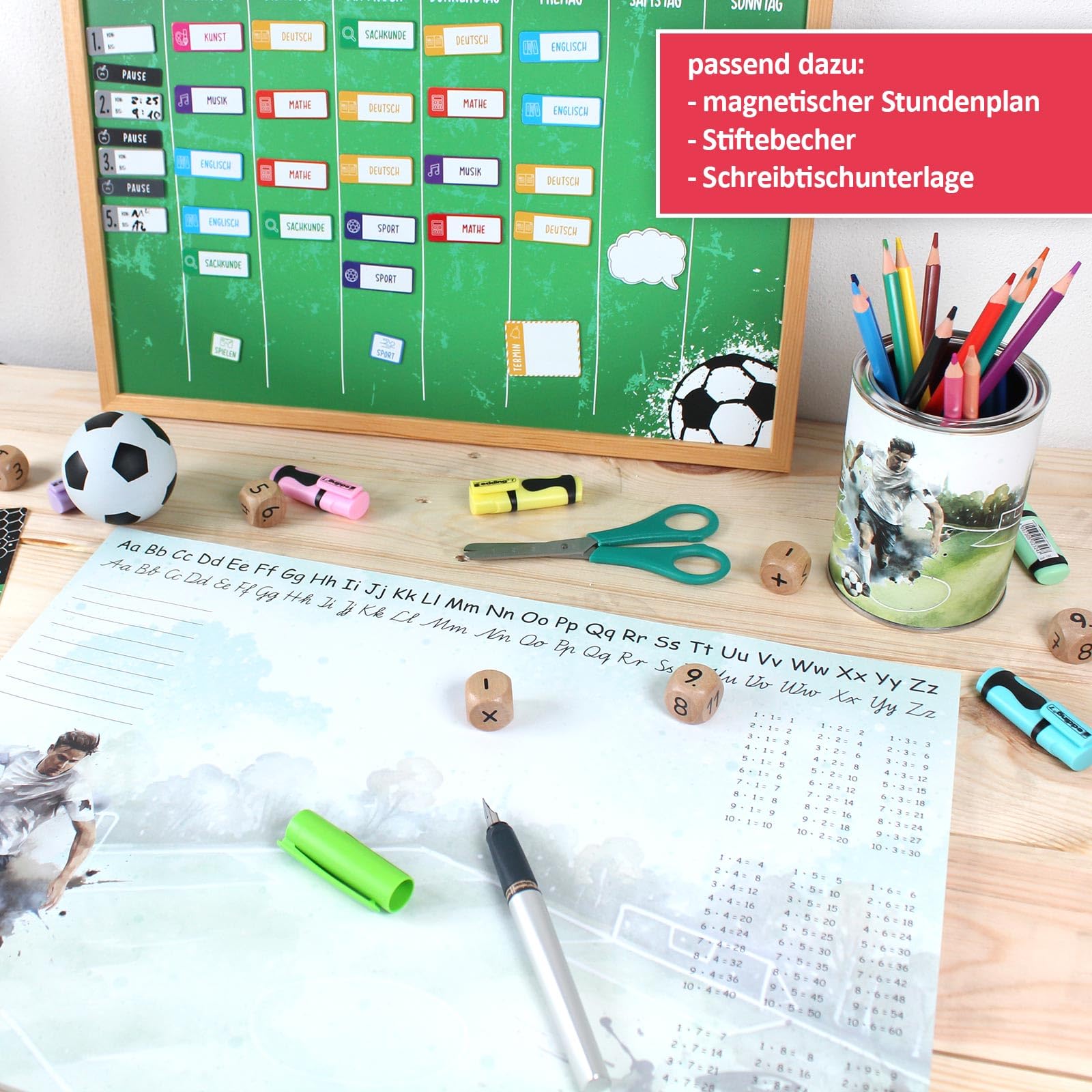 magnetischer Stundenplan Fussball grün mit 90 Magneten und Stift - abwischbar Wochenplaner Schule - ca. 40 x 30 cm