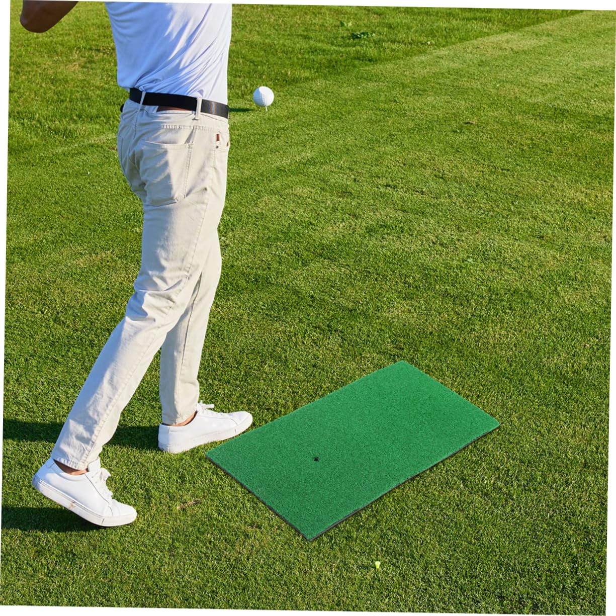 KOMBIUDA Golf Practice Mats 2 Pack Golf Swing Mat Professional Hitting Pad Putting Green Easy to Clean