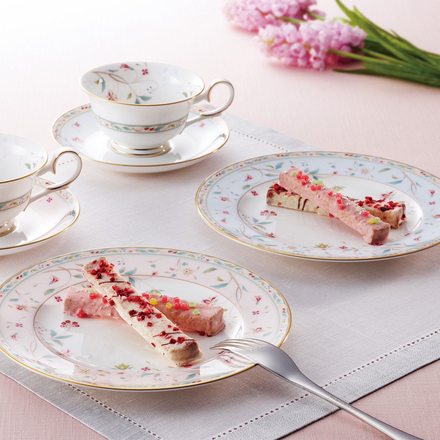 Amazon.co.jp: Noritake ノリタケ プレート ( 色変り ペアセット 