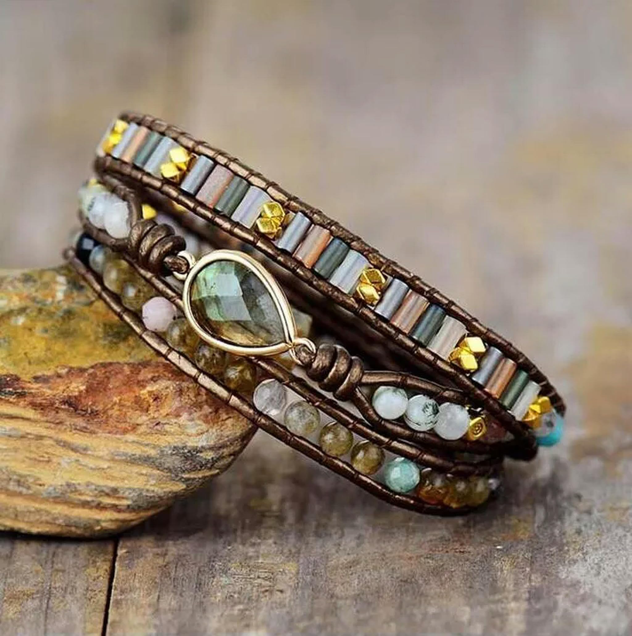 Bracelet de Yoga Ethnique en Cuir Fait Main à 3 brins avec Labradorite