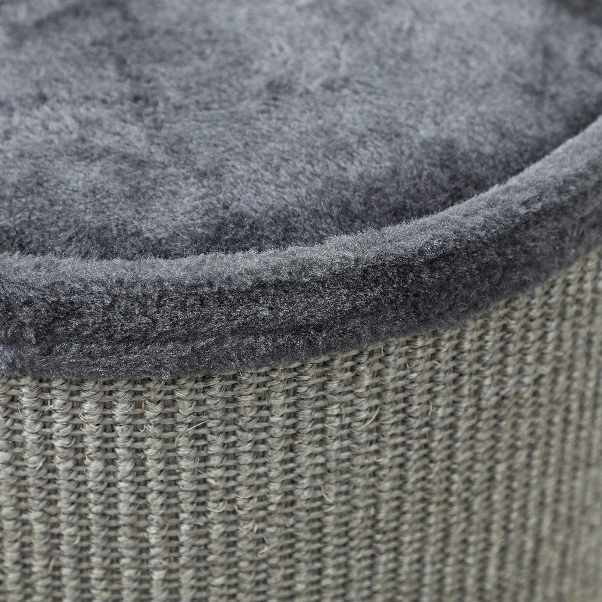 PawHut Cuccia per Gatti a 3 Livelli con Tiragraffi in Sisal e Rivestimento in Peluche, Casetta per Gatti da Interno Multilivello, Ø38x70 cm, Grigio