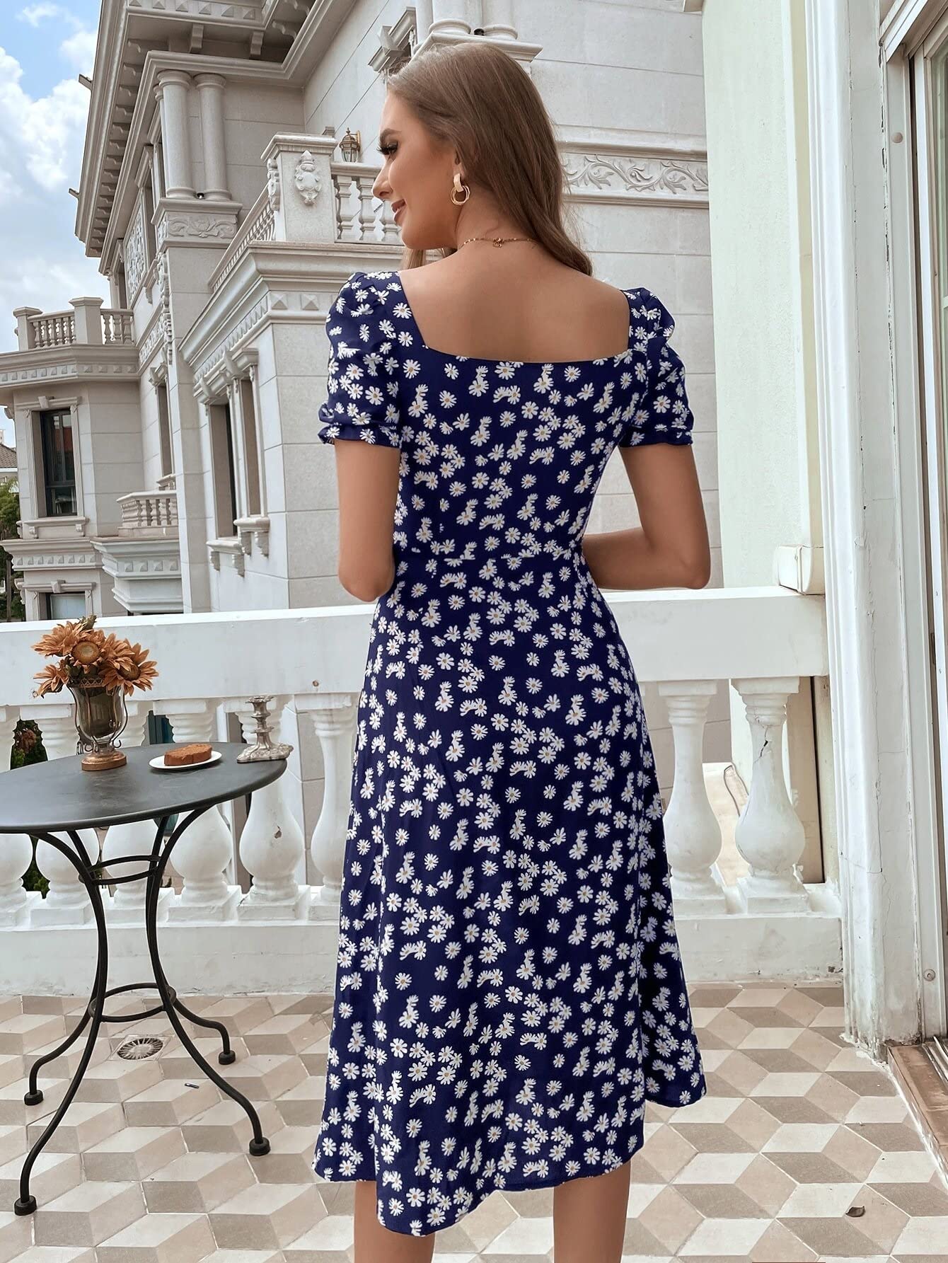 ladies blue floral dress Zapaka Women Maxi A Line Sweetheart Strapless Pleated Wedding Guest Dress, Blue Floral / US4 Go up or down a size and she will still fit Light Blue Floral and Flowy