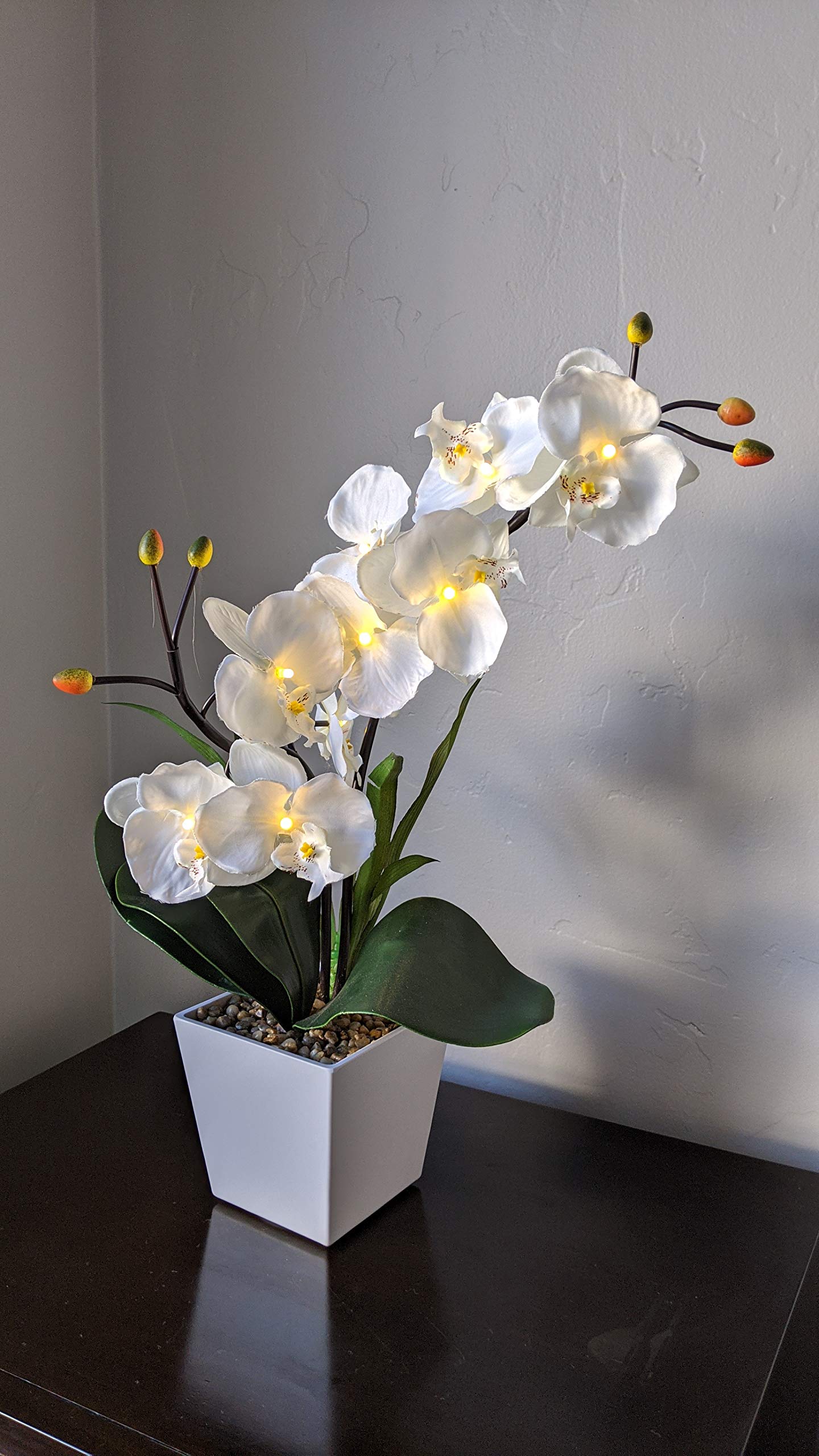 Knstliche Orchidee mit Timer, batteriebetrieben mit 9 Lichtern (wei) :  Amazon.de: Kche, Haushalt & Wohnen
