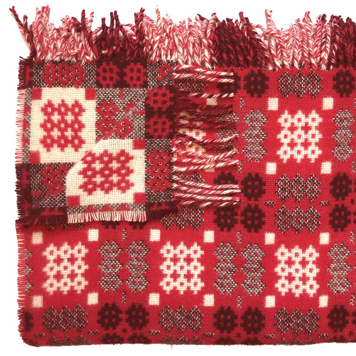 Cadwyn Red Welsh Tapestry Woollen Throw. Traditional Carthen Welsh Blanket - Caernarfon pattern. Finished with fringing.