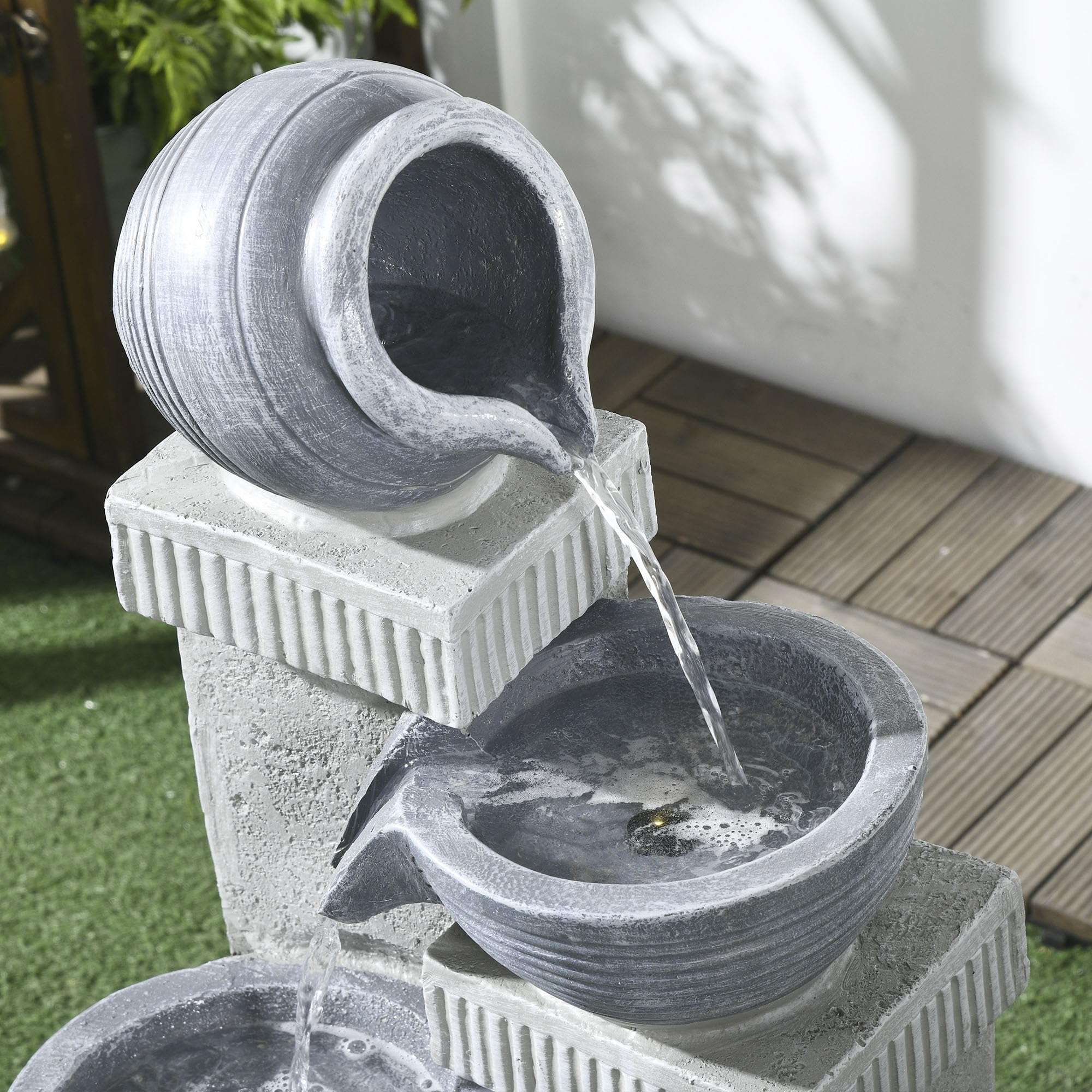 Outsunny - Fuente de jardín con energía solar para cascada de resina de 4 niveles con luces LED y bomba dim. 30 x 26 x 67 cm, color gris