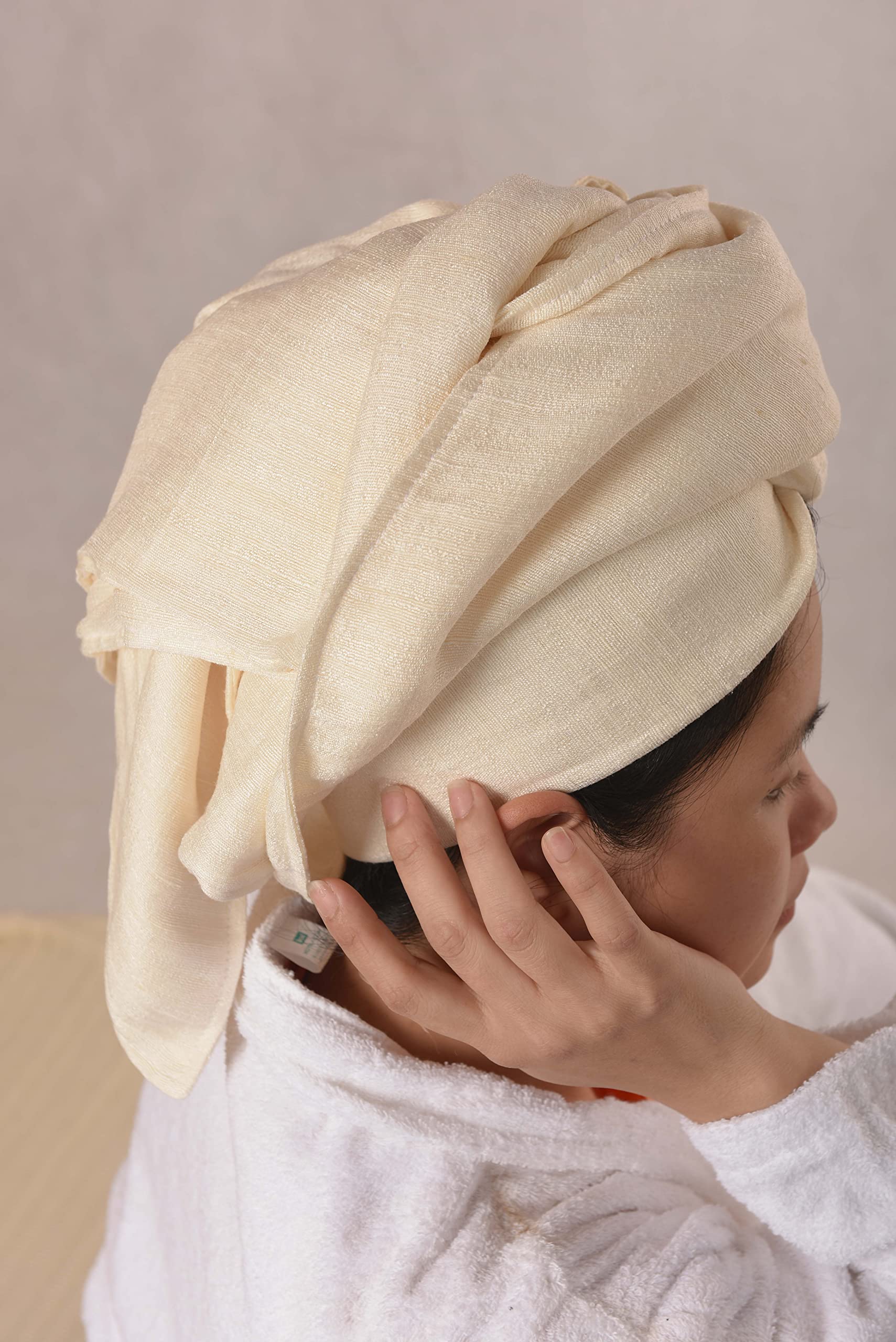 Hala & Kane -Shower Towel Mulberry Silk | Natural Organic Pure Silk | Large Bath Towels, Ultra Absorbant | Bath Towel for Yoga,Hair,Beach,Bath. (2 Layers, 55.1 x 29.5 Inches)