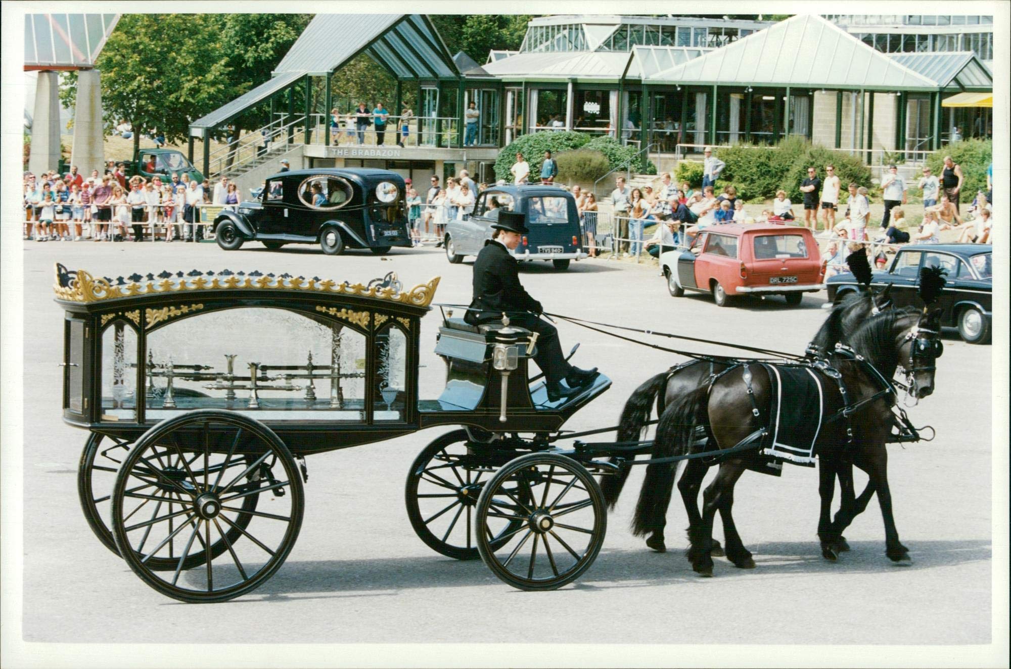 Vintage photo of Beaulieu place. (Similar To The Stock Photo)