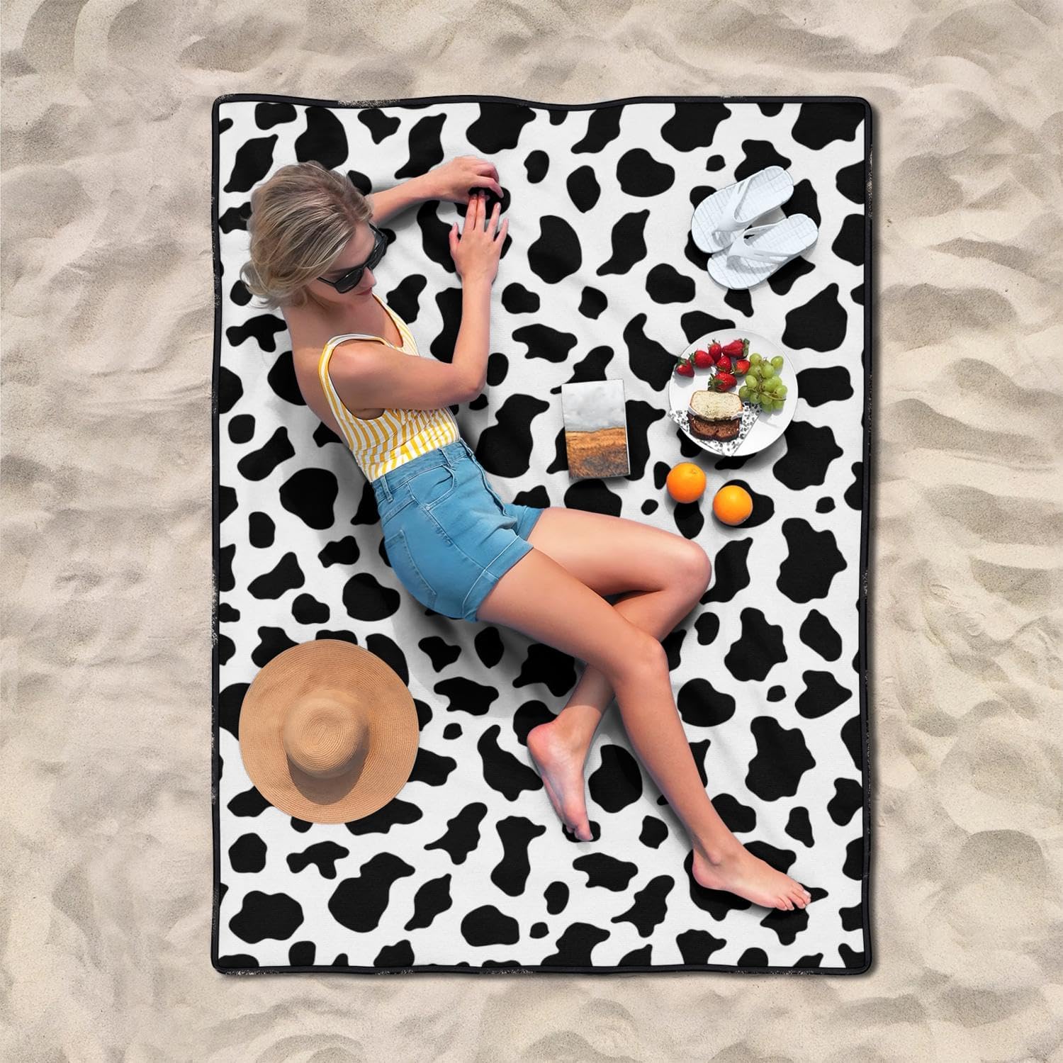Cow Print Blankets Waterproof Foldable60’‘x80'',Cow Print Portable Outdoor Picnic Mat Water Resistant for Grass,Padded Lawn & Park Blanket for Camping,Cow Print Stuff