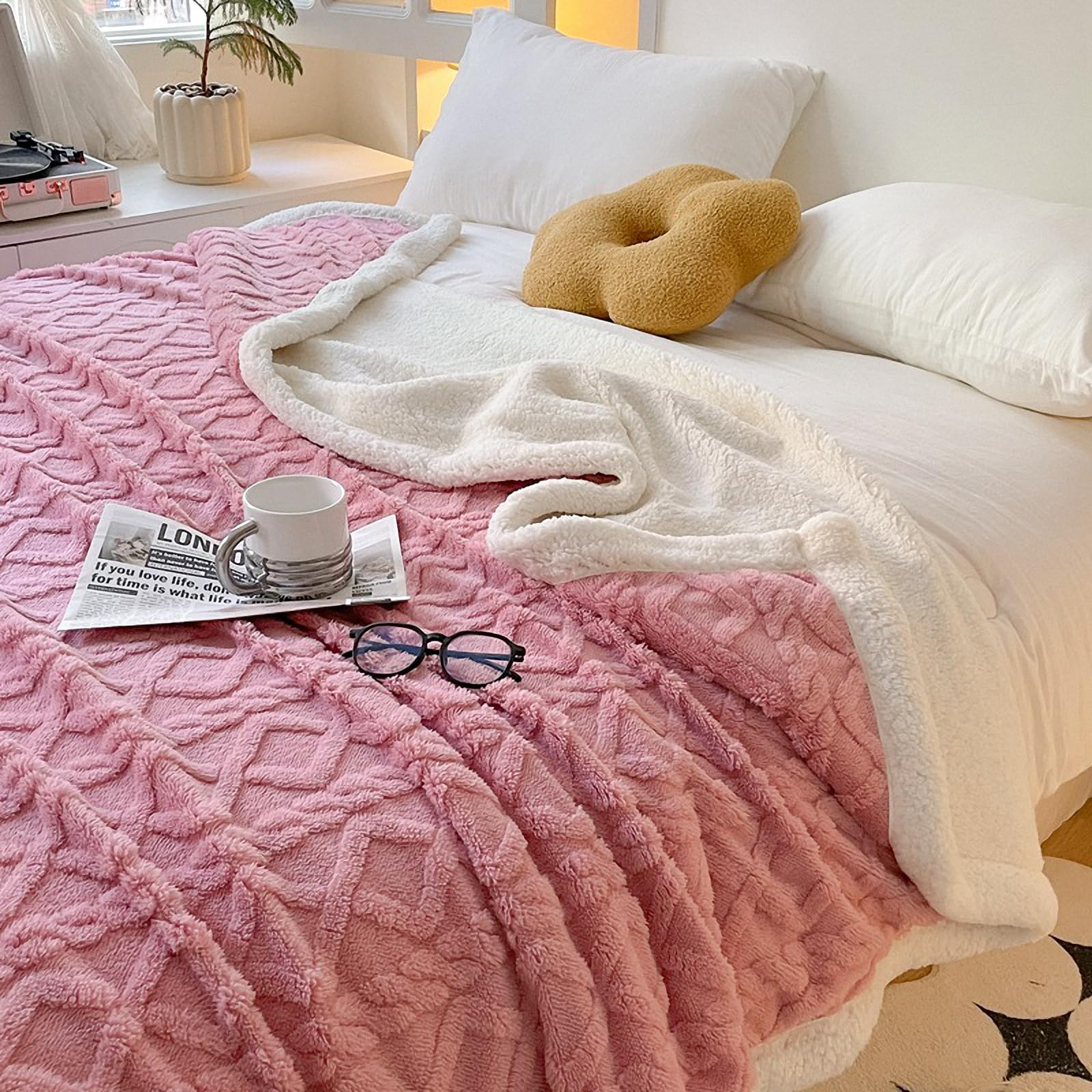QOFLY Decke Kuscheldecke, 200x230cm Kuscheldecke Flauschig Weihnachts wolldecke mit Modische und Einzigartige Jacquard, Flauschige Decke, Warm Sherpa Decke, Wohndecke, Blanket für Mädchen und Kind