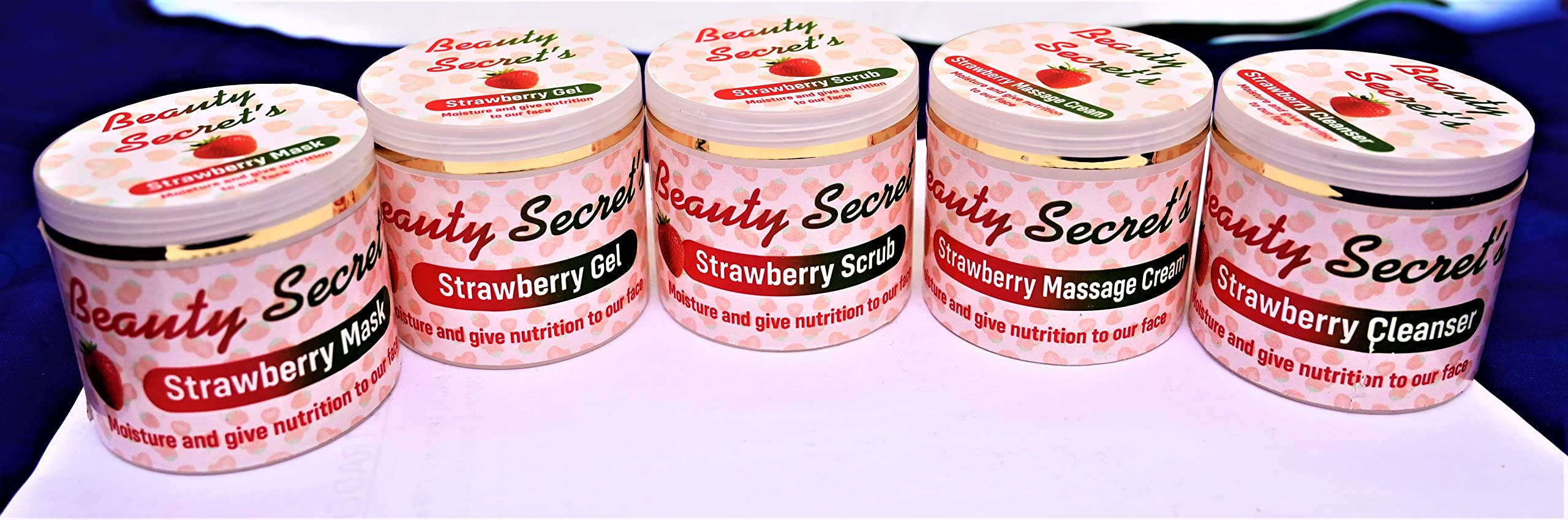 Beauty Secret's (Sunshine UK) Strawberry Orgenic 5 Step Facal Kit for Moisturizing and Nutrition Effects for the Skin (Net Weight 500 grams in the Pack)